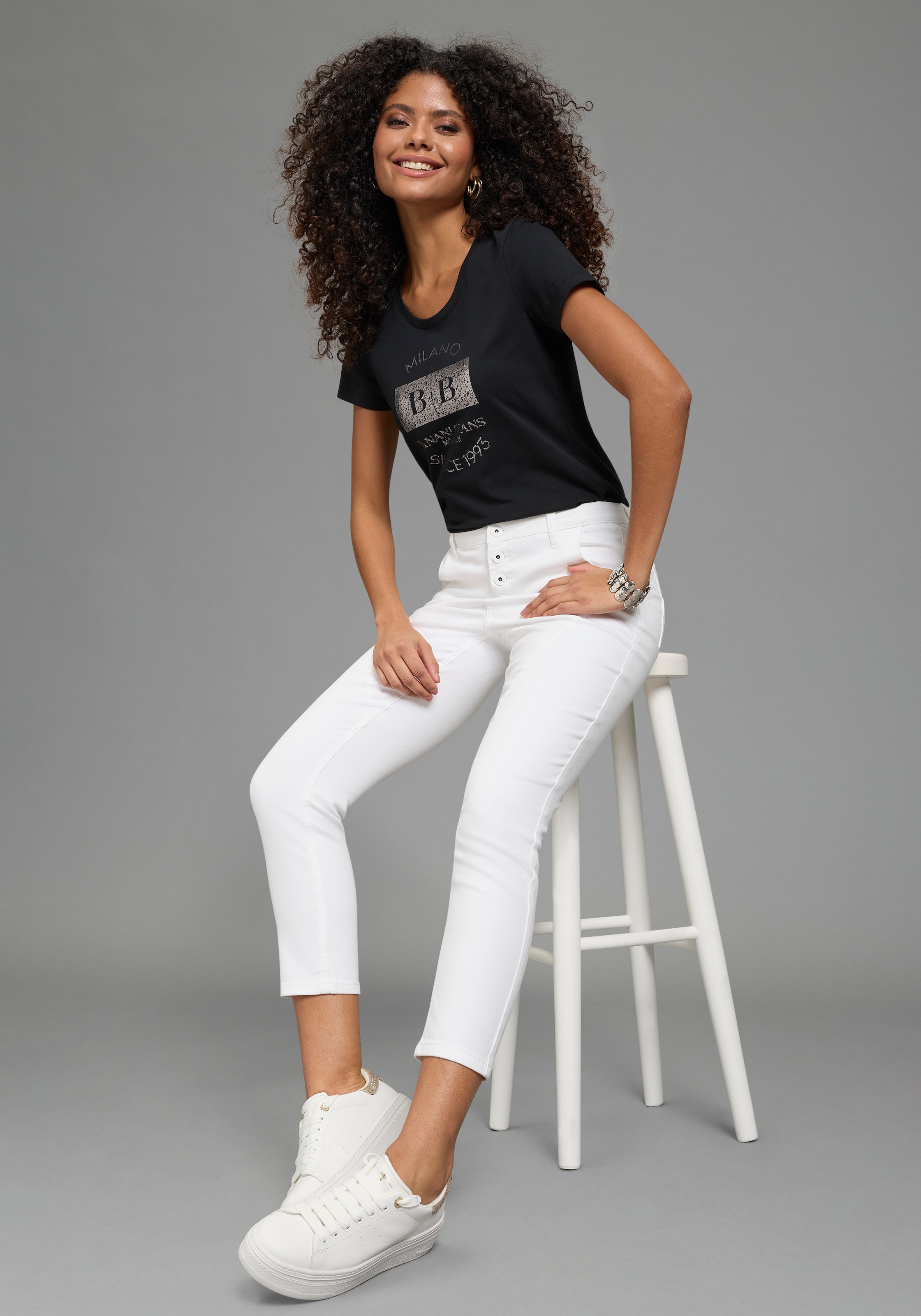 Bruno Banani 7/8-Jeans Skinny Fit, extra enger Beinverlauf, 7/8-Länge, mit Knopfleiste