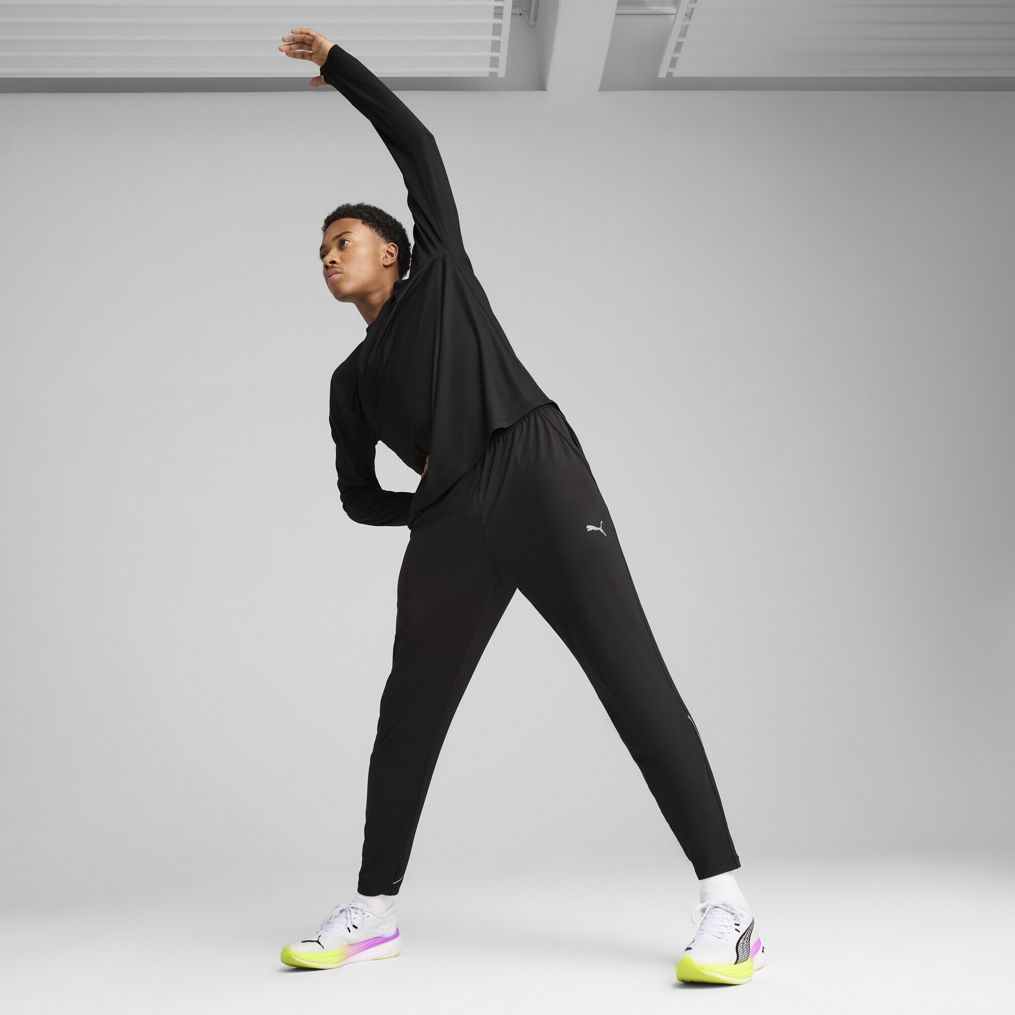PUMA Laufhose »CLOUDSPUN Tapered Laufhose Herren«