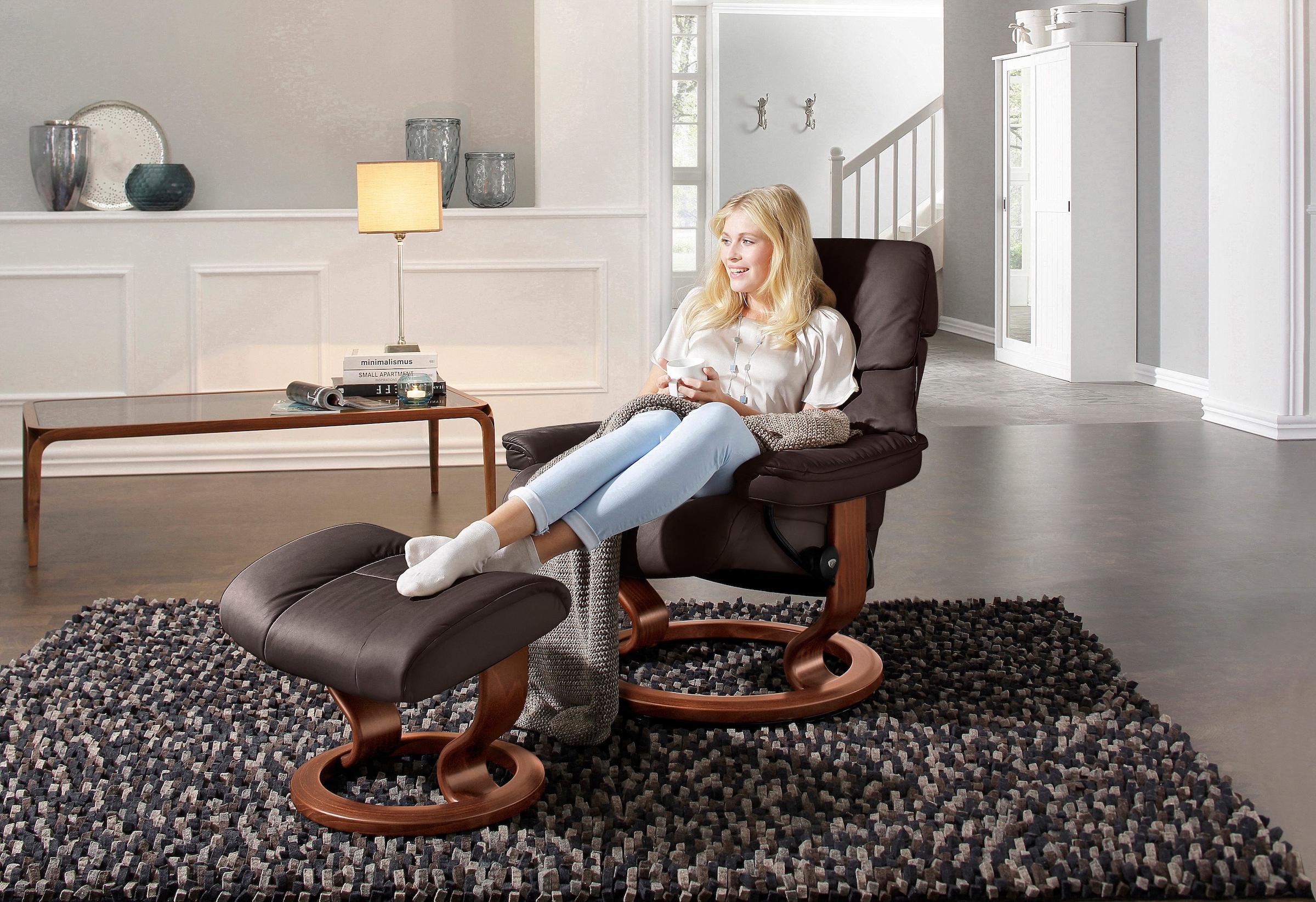 Stressless® Relaxsessel »Ruby«, (Set, Relaxsessel mit Hocker), mit Classic Base, Größe M, Gestell Eiche, Wenge, Braun & Schwarz