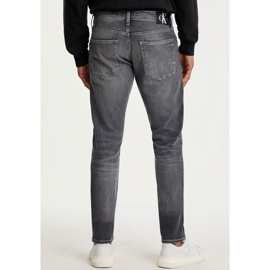 Calvin Klein Jeans Slim-fit-Jeans »SLIM«, mit Calvin Klein Leder-Badge