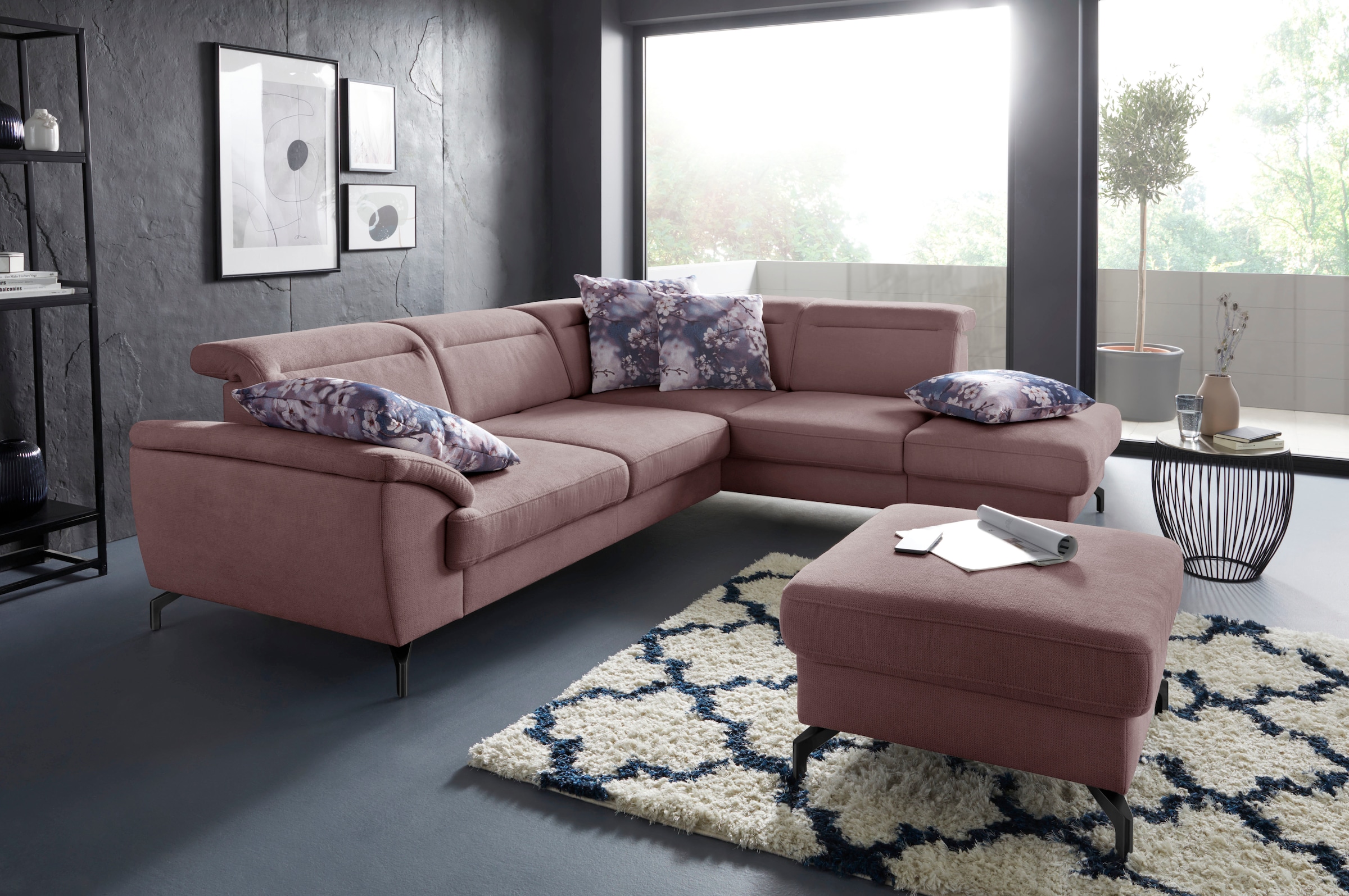sit&more Ecksofa "Percy L-Form" 12 cm Fußhöhe, Sitztiefenverstellung, wahlweise in 2 Fußfarben