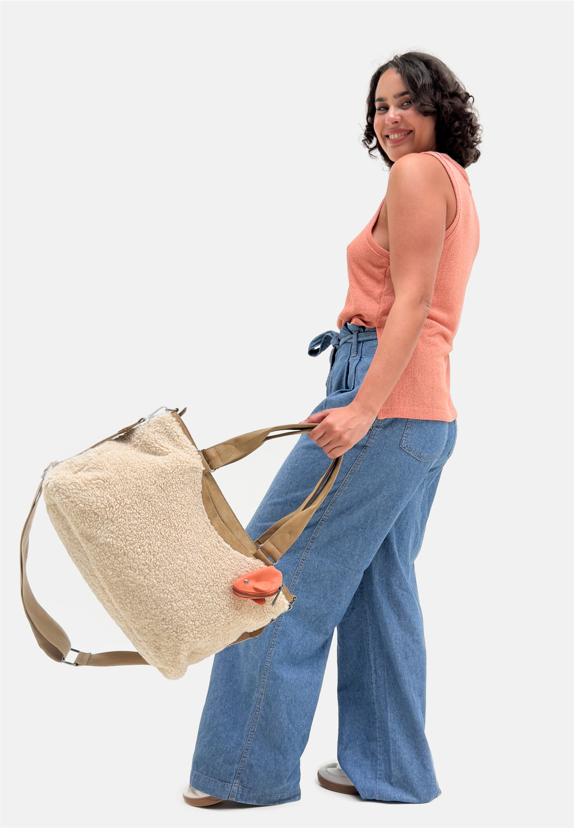 Fritzi aus Preußen Henkeltasche »Teddy Black«, aus kuscheligem, veganem Teddy-Material