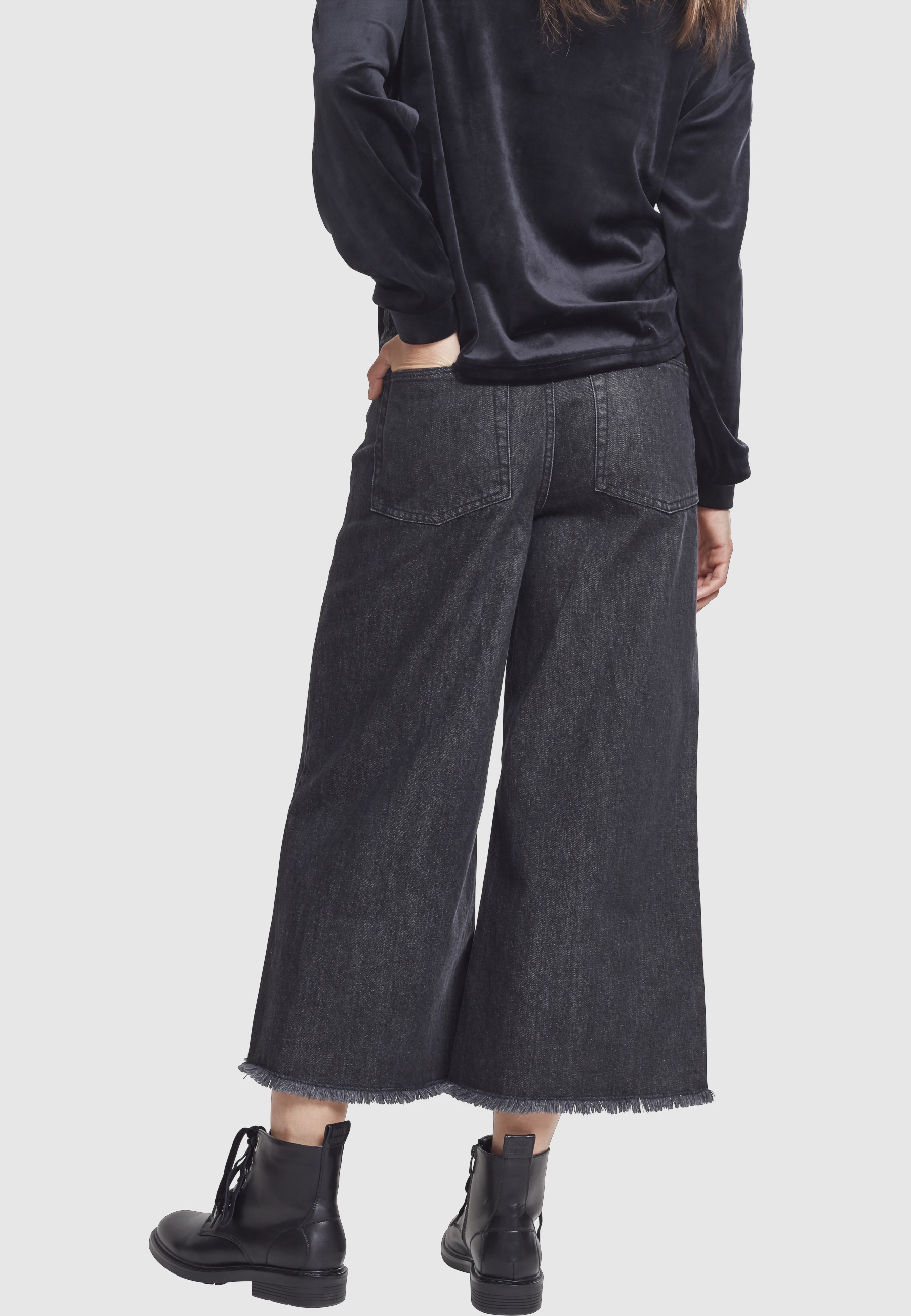URBAN CLASSICS Stoffhose »Urban Classics Damen Ladies Denim Culotte«
