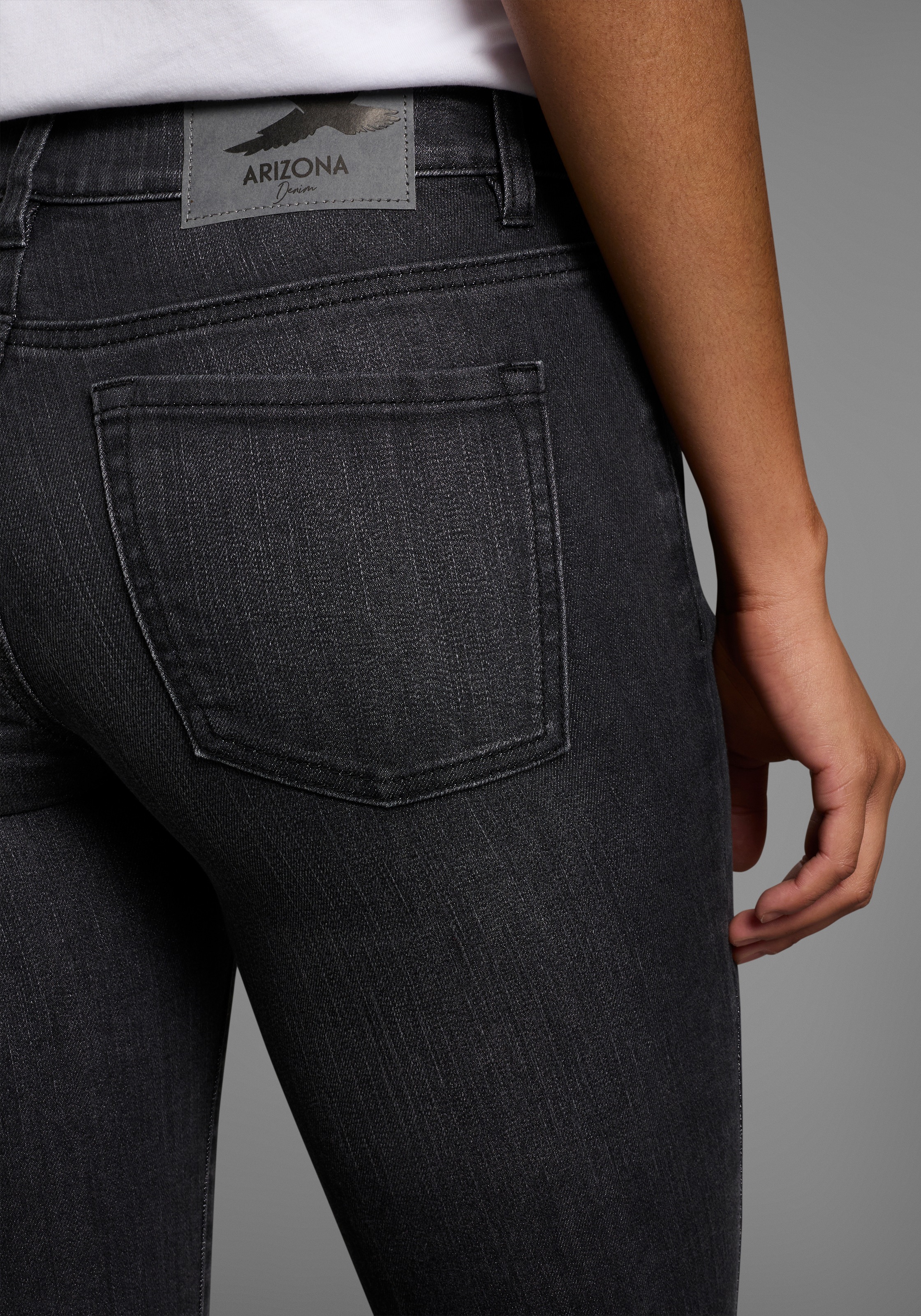 Bootcut-Jeans ARIZONA "Baby-Boot", Damen, Gr. 80, K + L Gr, grau (dunkelgrau us), Denim/Jeans, Obermaterial: 79% Baumwolle, 19% Polyester, 2% Elasthan, Basic, eng lang, Jeans, Bootcut-Stil, figurbetonte Passform, mit Used-Effekten, Topseller 2