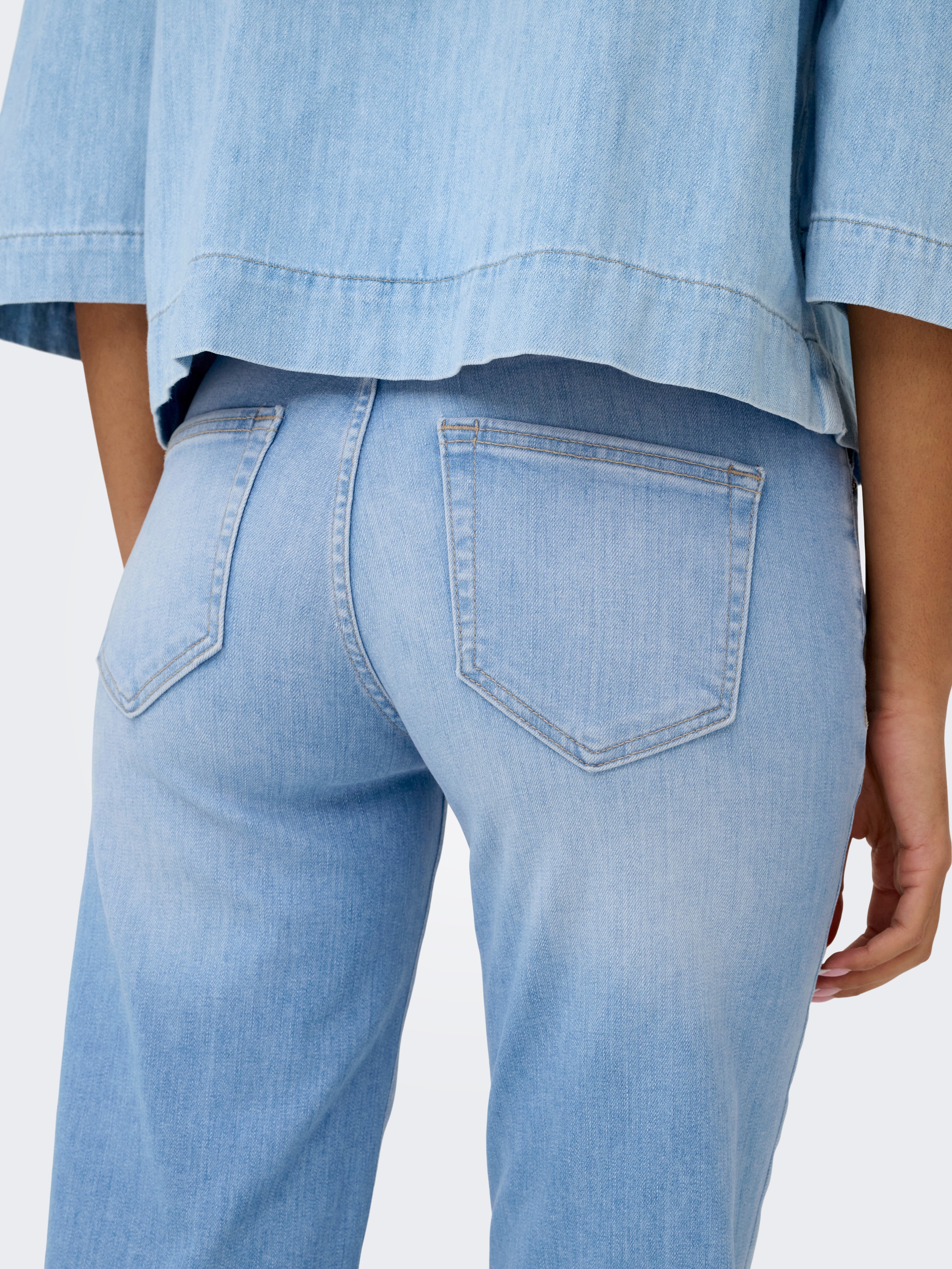 ONLY Straight-Jeans "ONLBLUSH MID STRAIGHT DNM REA828 NOOS" mittlere Leibhö günstig online kaufen