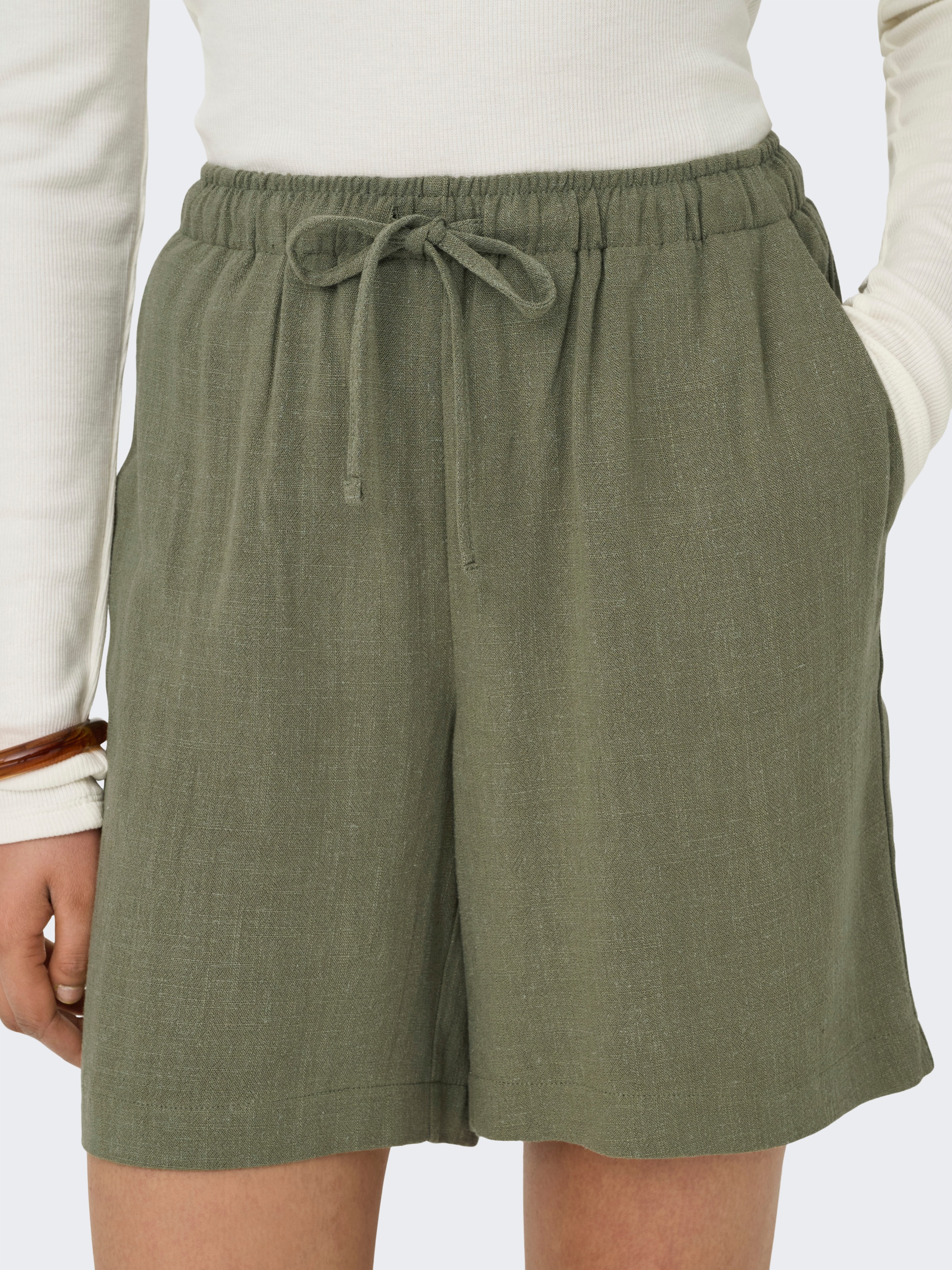 ONLY Shorts "ONLSIESTA MW PULL-UP LIN BL SHORTS NOOS" loose fit, Jersey, Vi günstig online kaufen