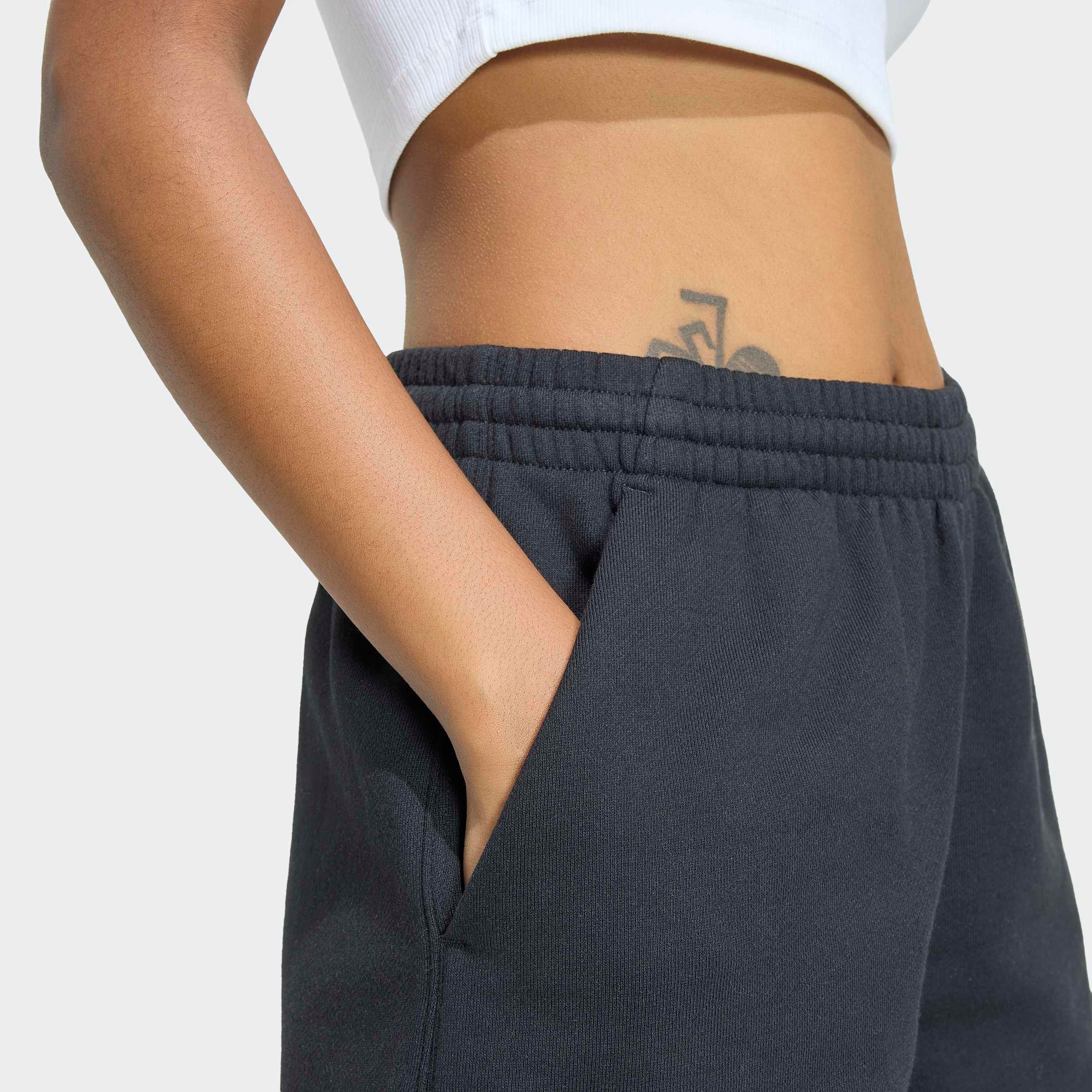 adidas Originals Shorts »ESS FT«