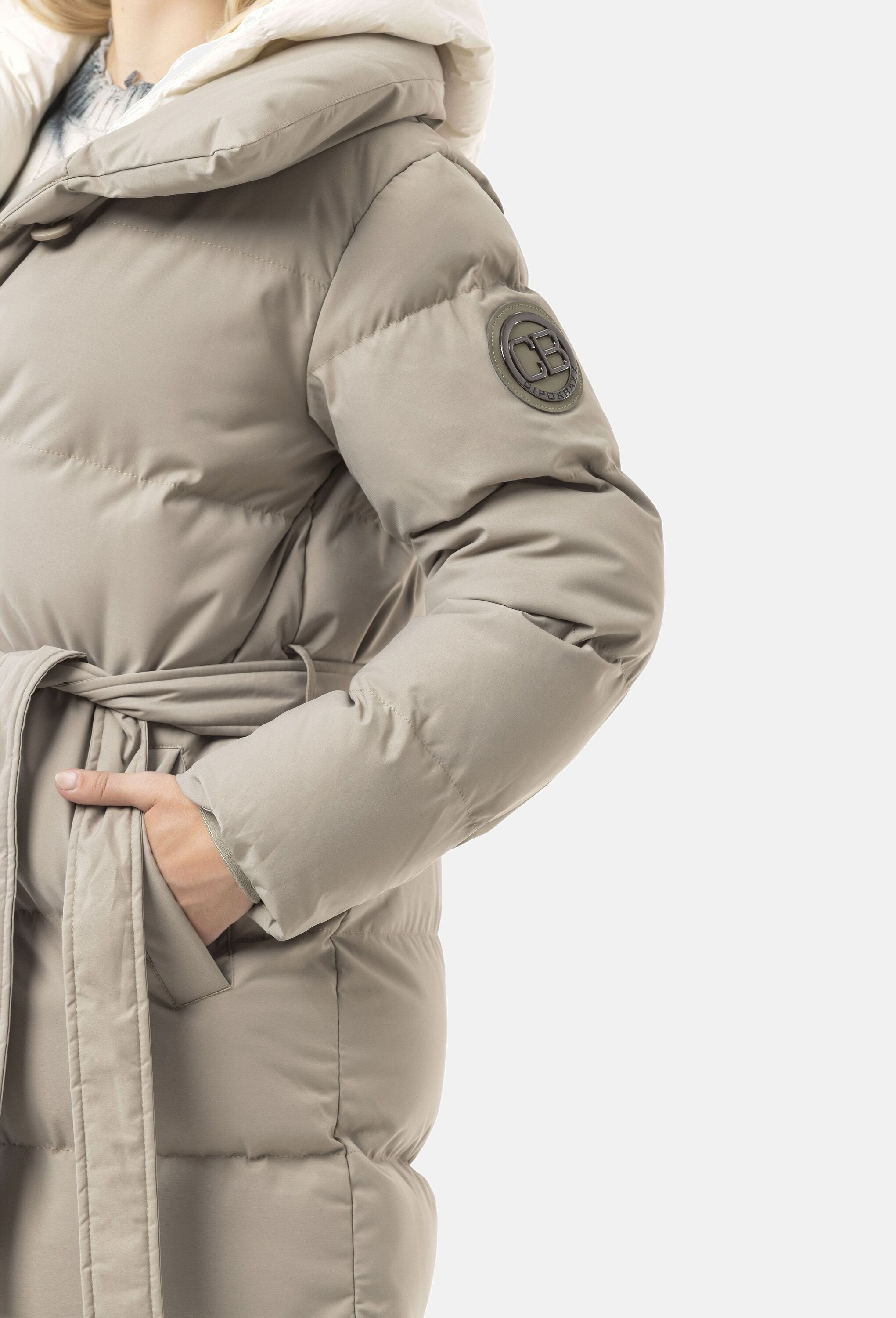 Cipo & Baxx Wintermantel »Cipo & Baxx Winterjacke WM145« mit Gürtel und Kapuze