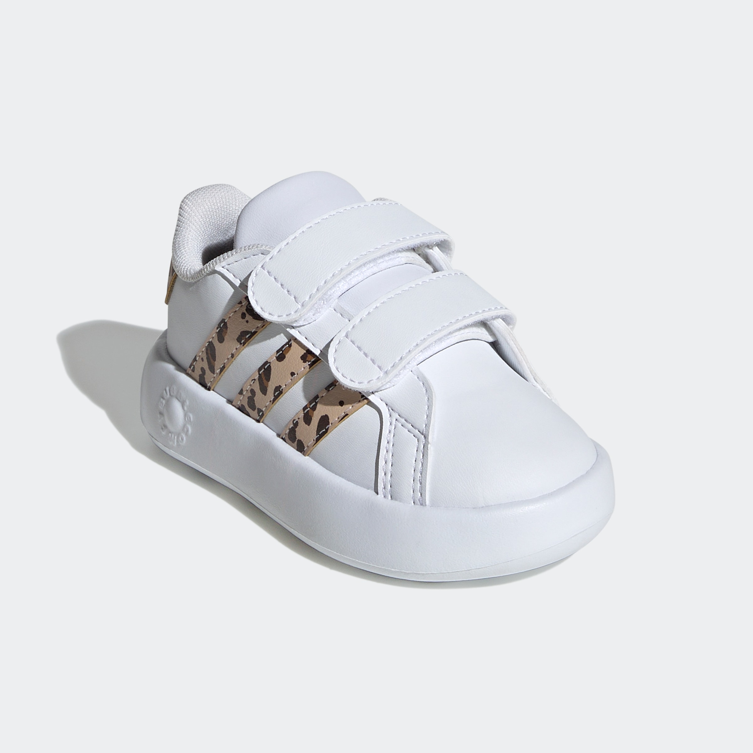 Sneaker »GRAND COURT 2.0 KIDS«, Design auf den Spuren des adidas Superstar