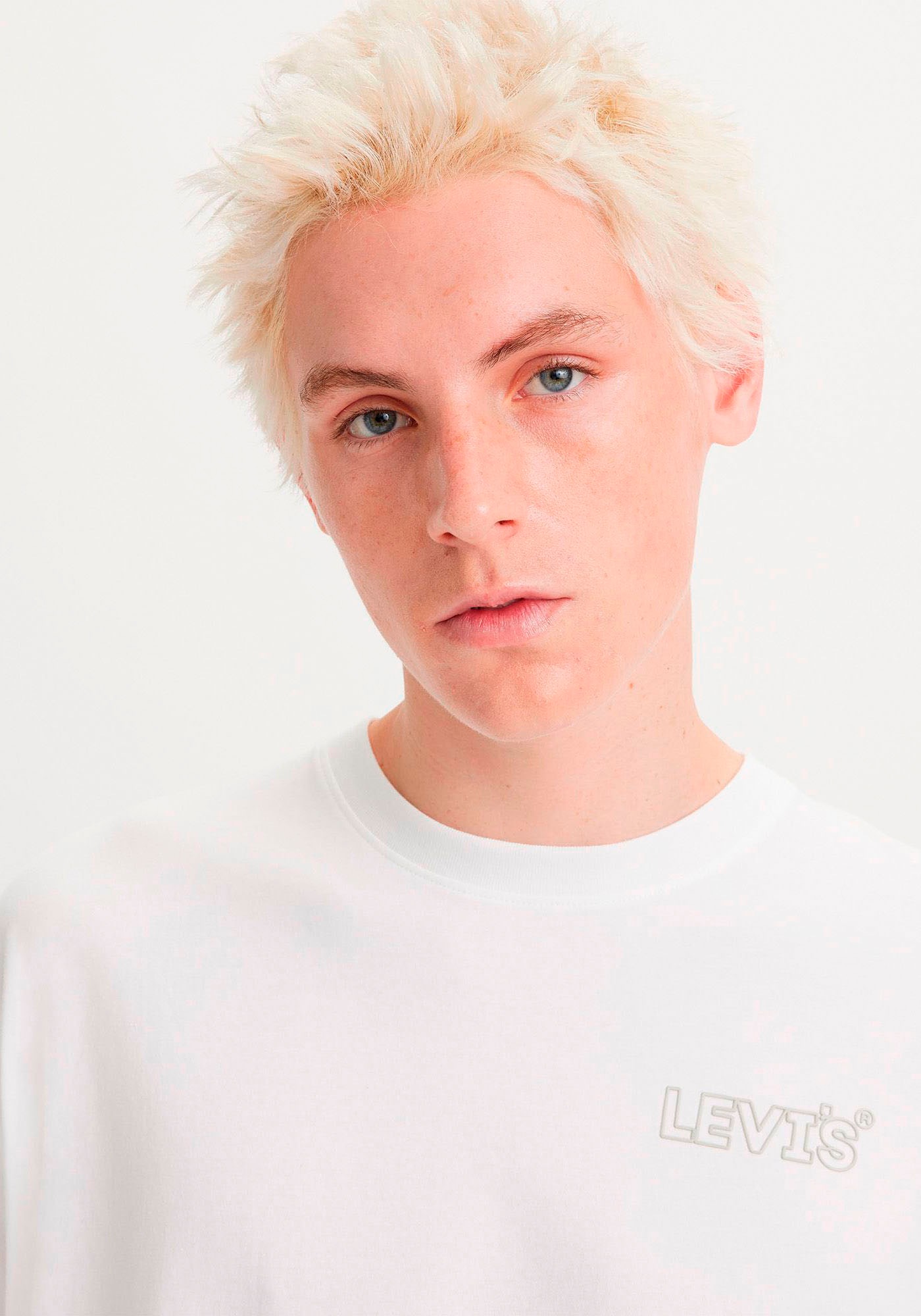 Levi's® Rundhalsshirt »RELAXED FIT TEE«