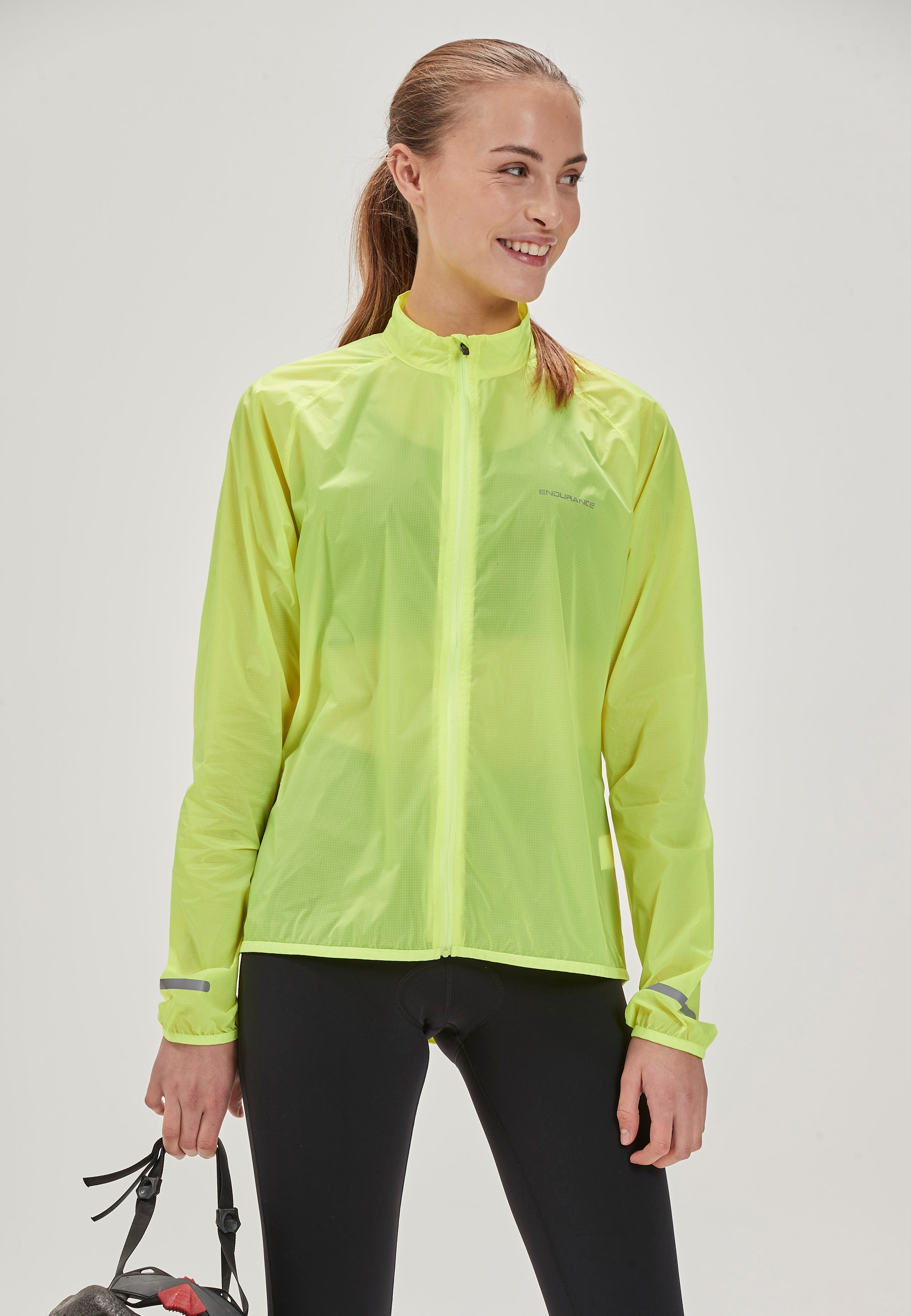 ENDURANCE Softshelljacke "IMMIE W Packable", extra leicht mit kleinem Packmaß