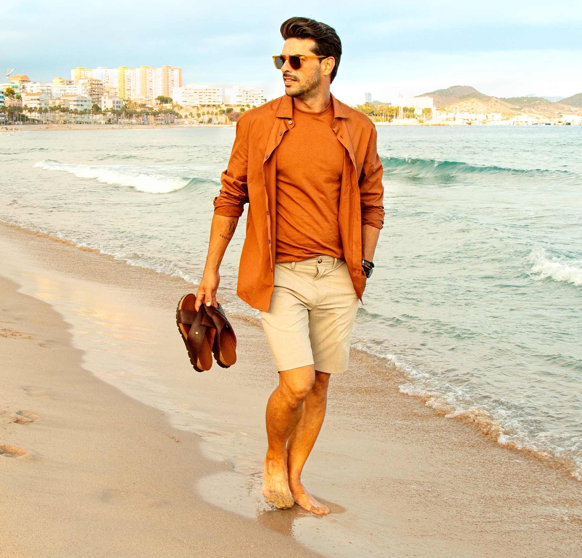 Panama Jack Pantolette »Salman«, Sommerschuh, Hausschuh, Strandschuh mit Softfußbett