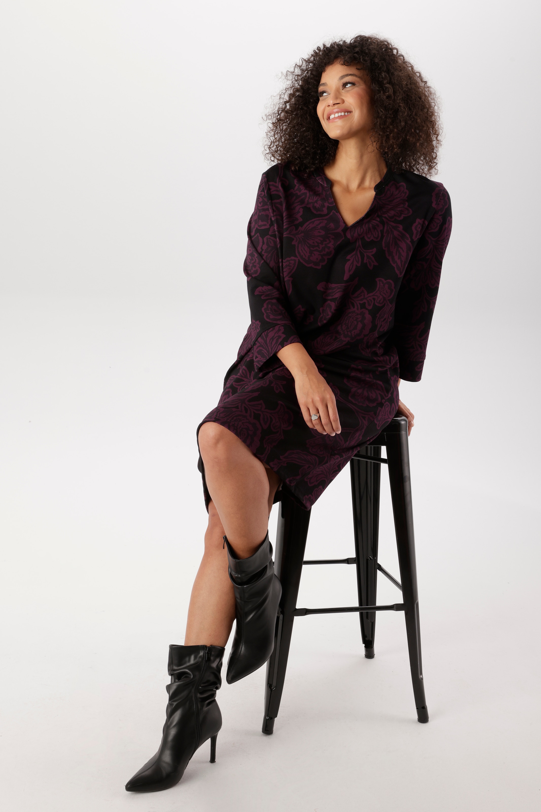 Aniston PLUS Jerseykleid in bequemes Jersey-Qualität - NEUE KOLLEKTION