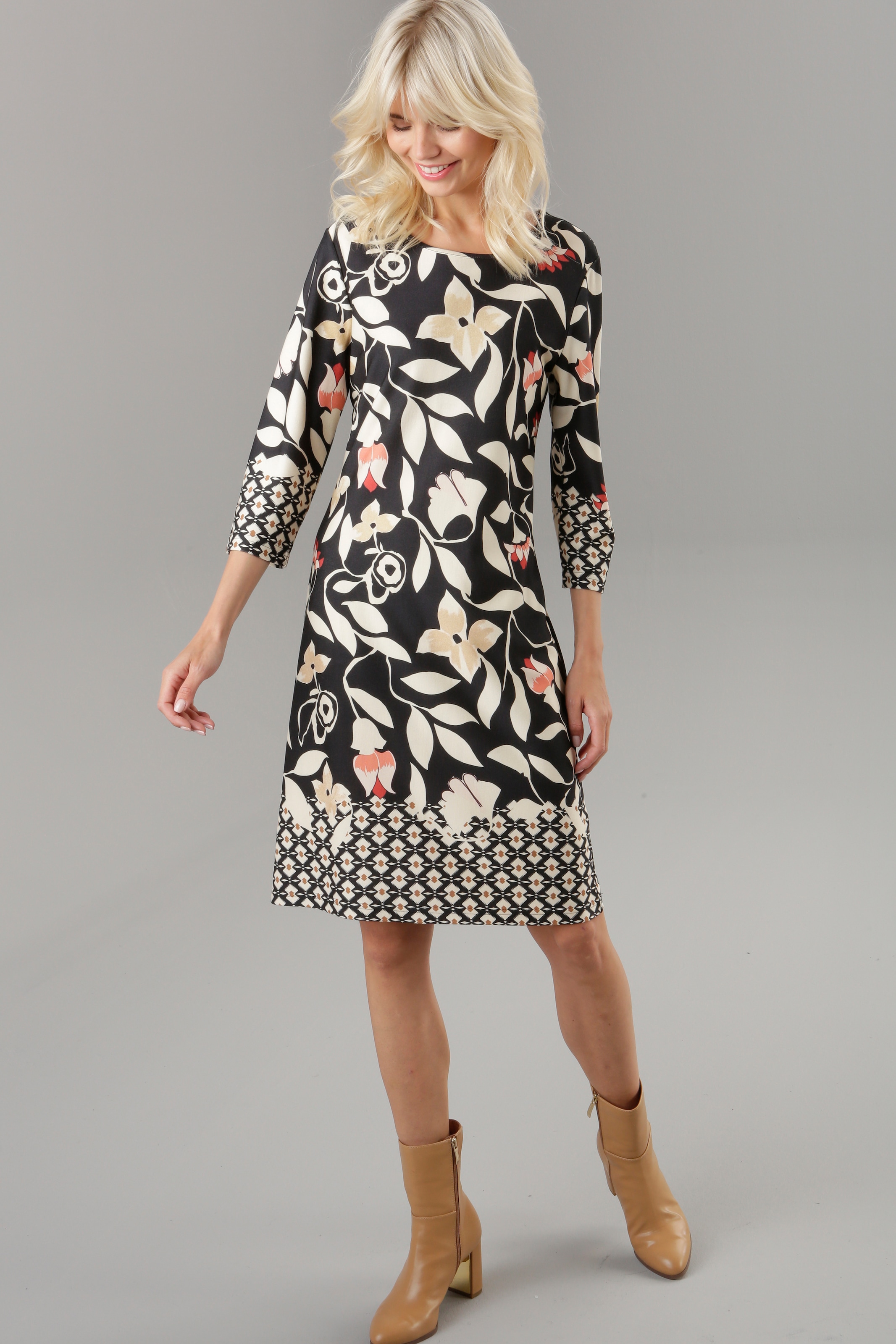 | kaufen BAUR - gemusterten mit NEUE KOLLEKTION Aniston Jerseykleid, Bordüren SELECTED