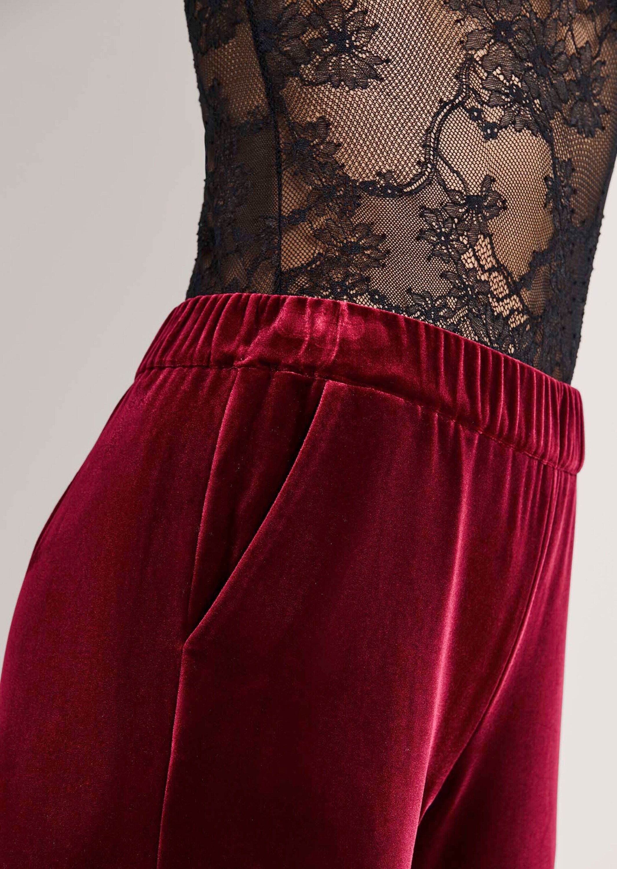 MADELEINE Stoffhose »Samthose Weite Samthose mit elastischem Bund«