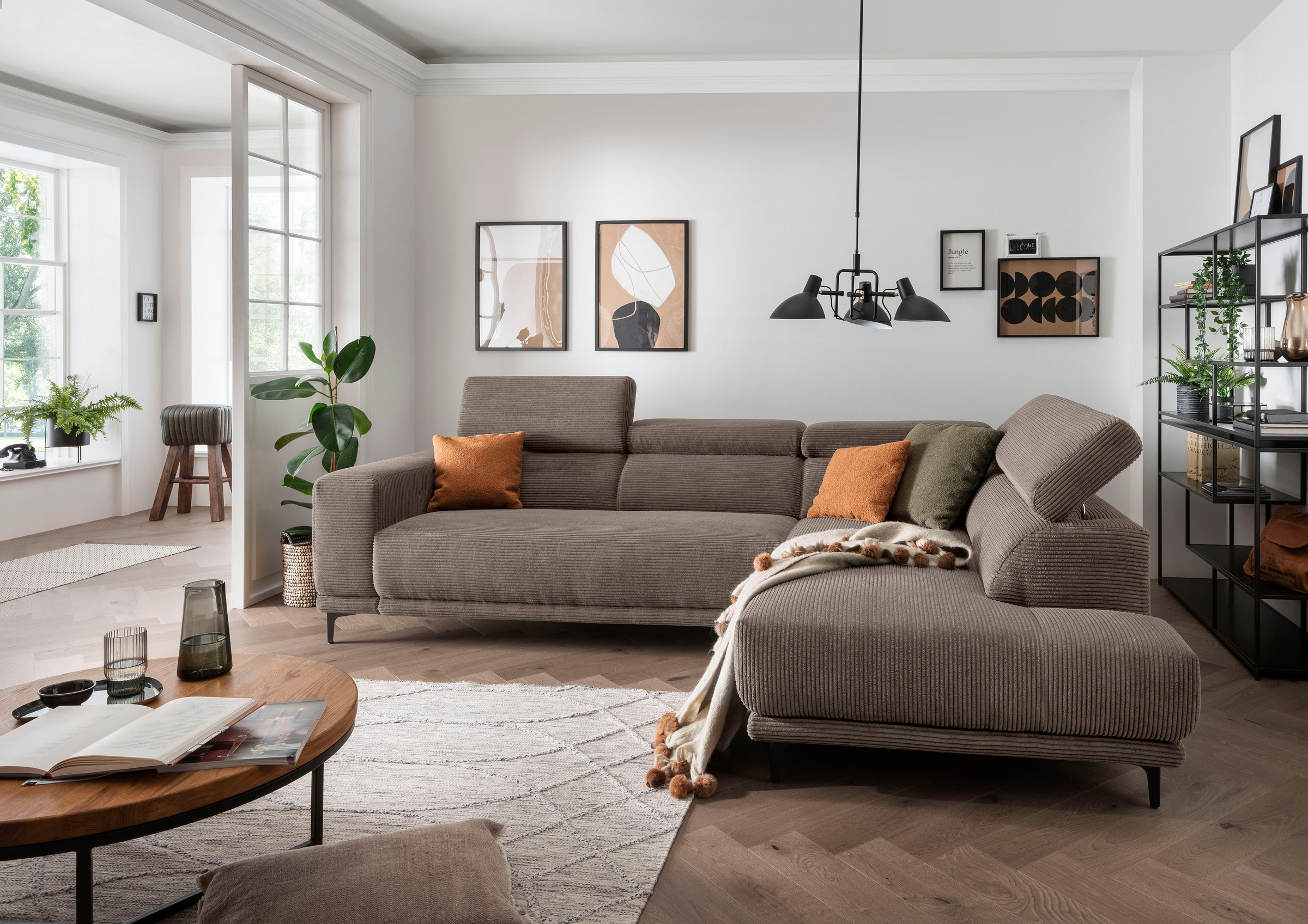 alina Ecksofa "Hikari", wahlweise mit Sitzvorzug, in modernem Cordstoff, Br günstig online kaufen
