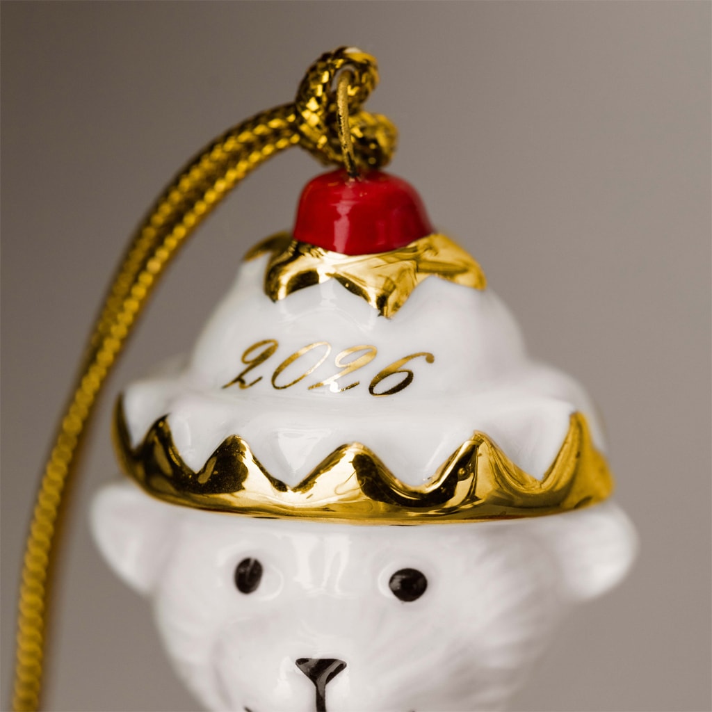 Villeroy & Boch Weihnachtsfigur »Ornament Nussknacker 2026 Christmas Classics 2,8 x 4,8 x 11,4 cm weiß-gold« Nur Dekoration