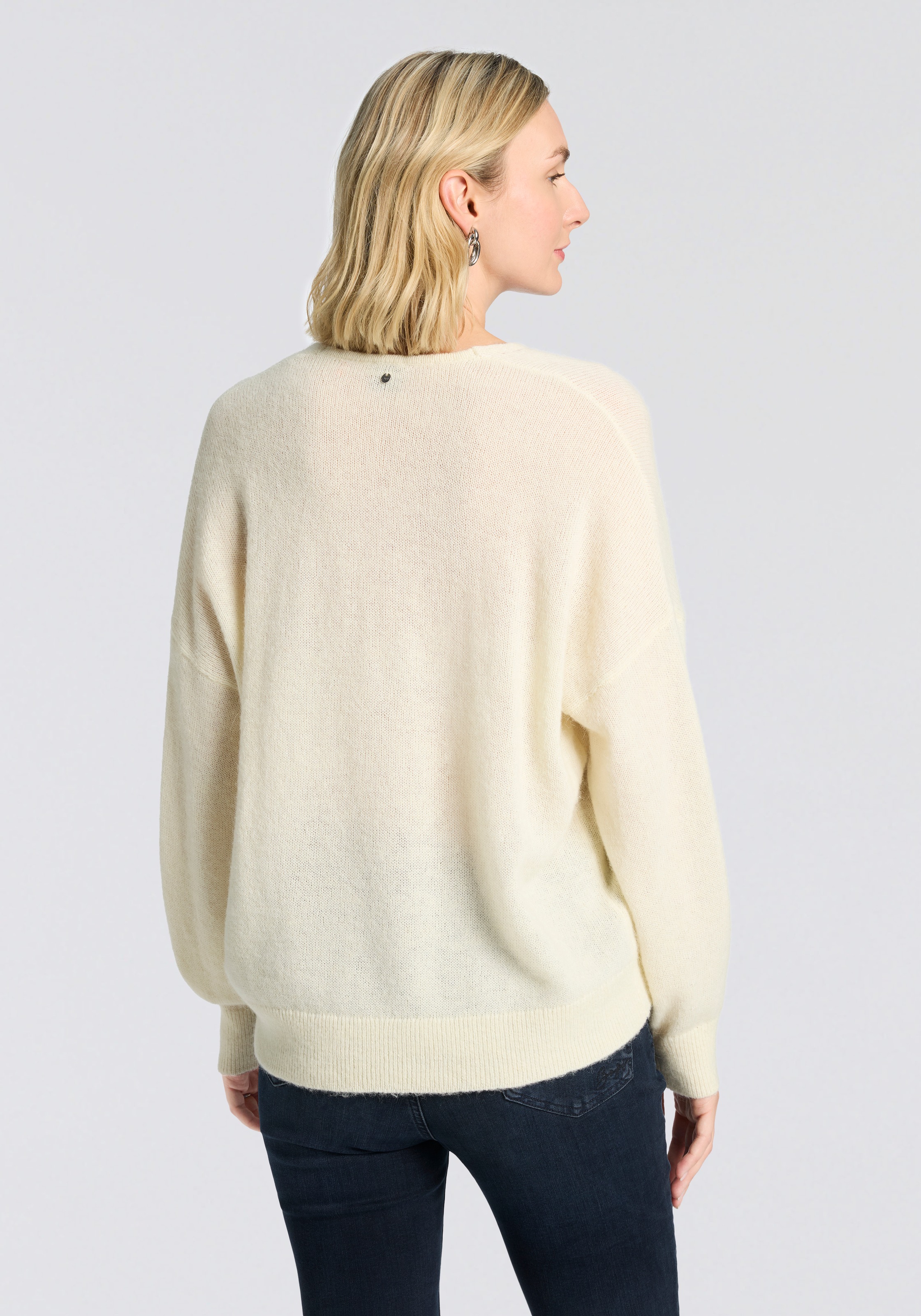 BOSS ORANGE Strickpullover "Foletta Premium Damenmode" V-Ausschnitt, Ajouré günstig online kaufen
