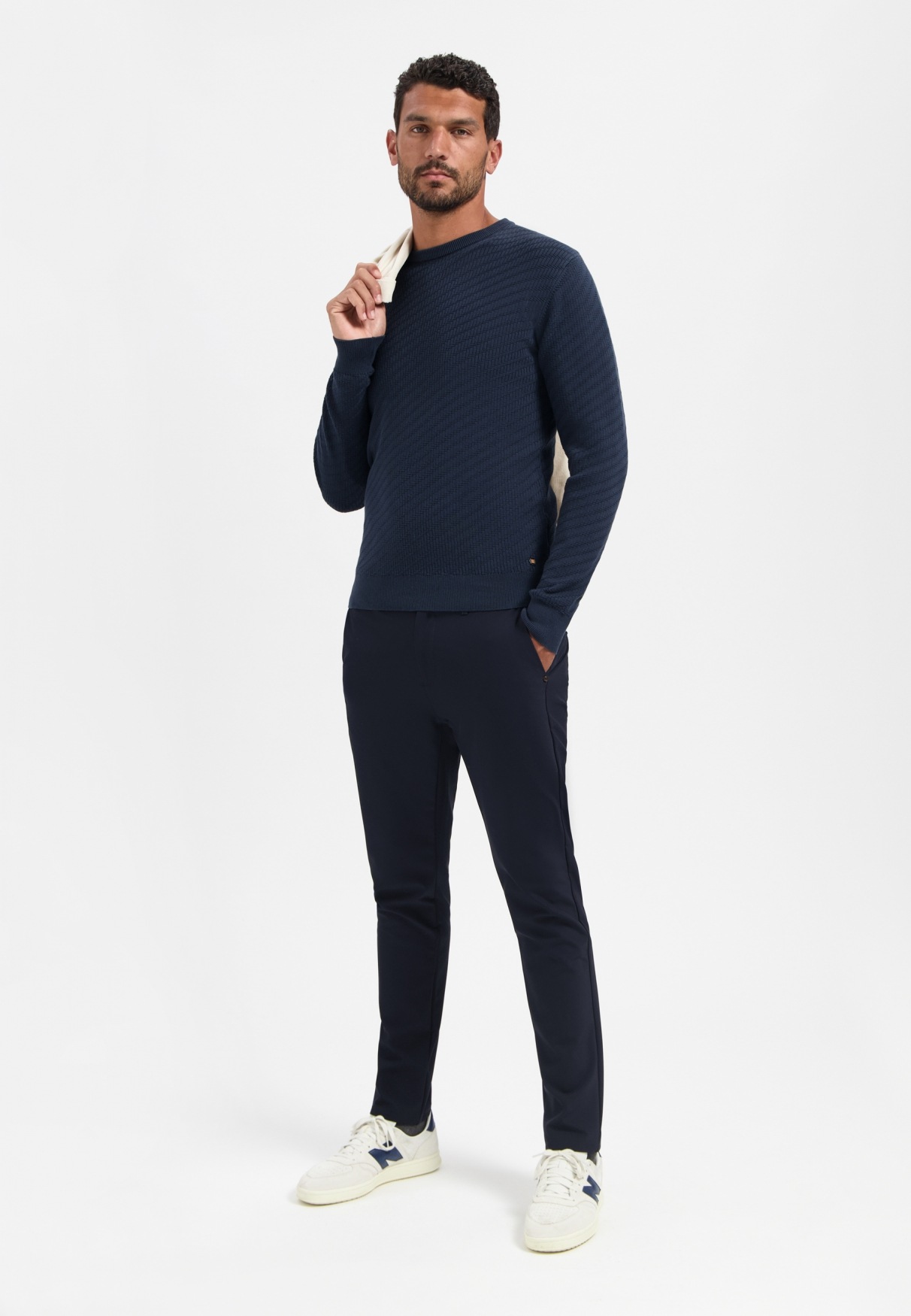 Thumbnail - NO EXCESS V-Ausschnitt-Pullover "No Excess Pullover mit diagonaler Strickstruktur"