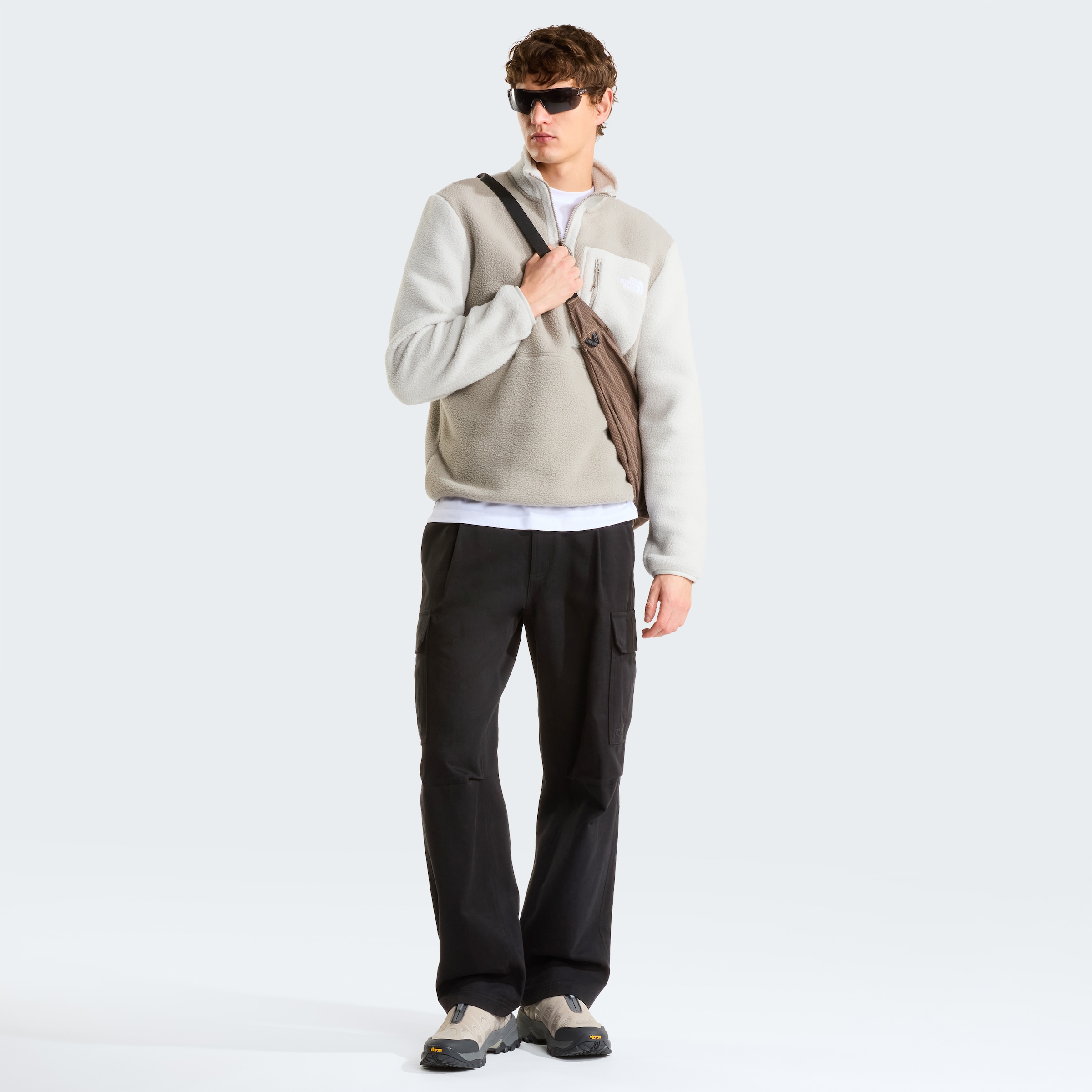 The North Face Strickfleece-Pullover »M YUMIORI 1/4 ZIP« aus Strickfleece, mit Stehkragen, mit Brusttasche, pflegeleicht