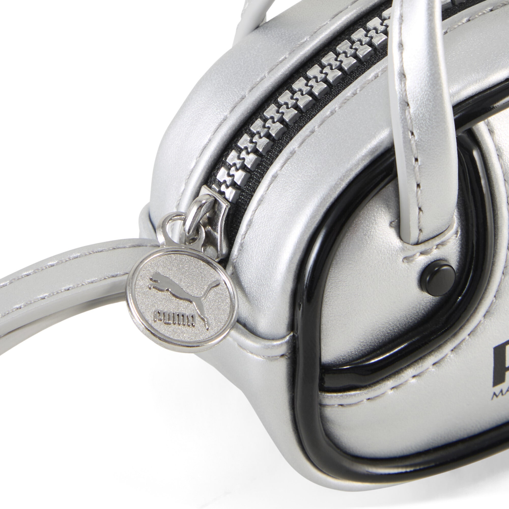 PUMA Tragetasche »PUMA 1976 METALLIC 0.2 l Grip-Bag mit Schlüsselanhänger«