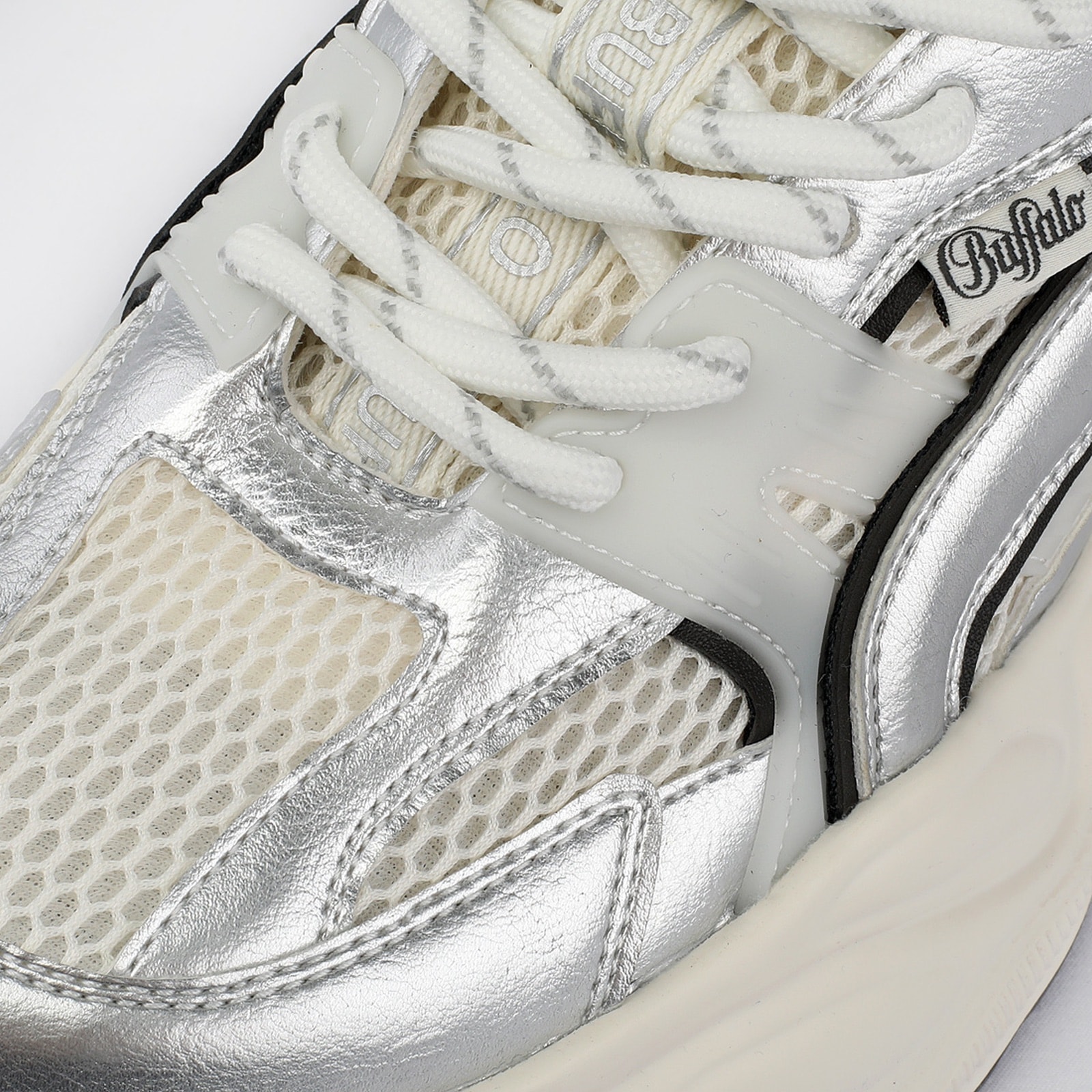 Buffalo Plateausneaker »Yuno one«  Halbschuh, Schnürschuh, Retro-Sneaker mit Memory Foam Innensohle