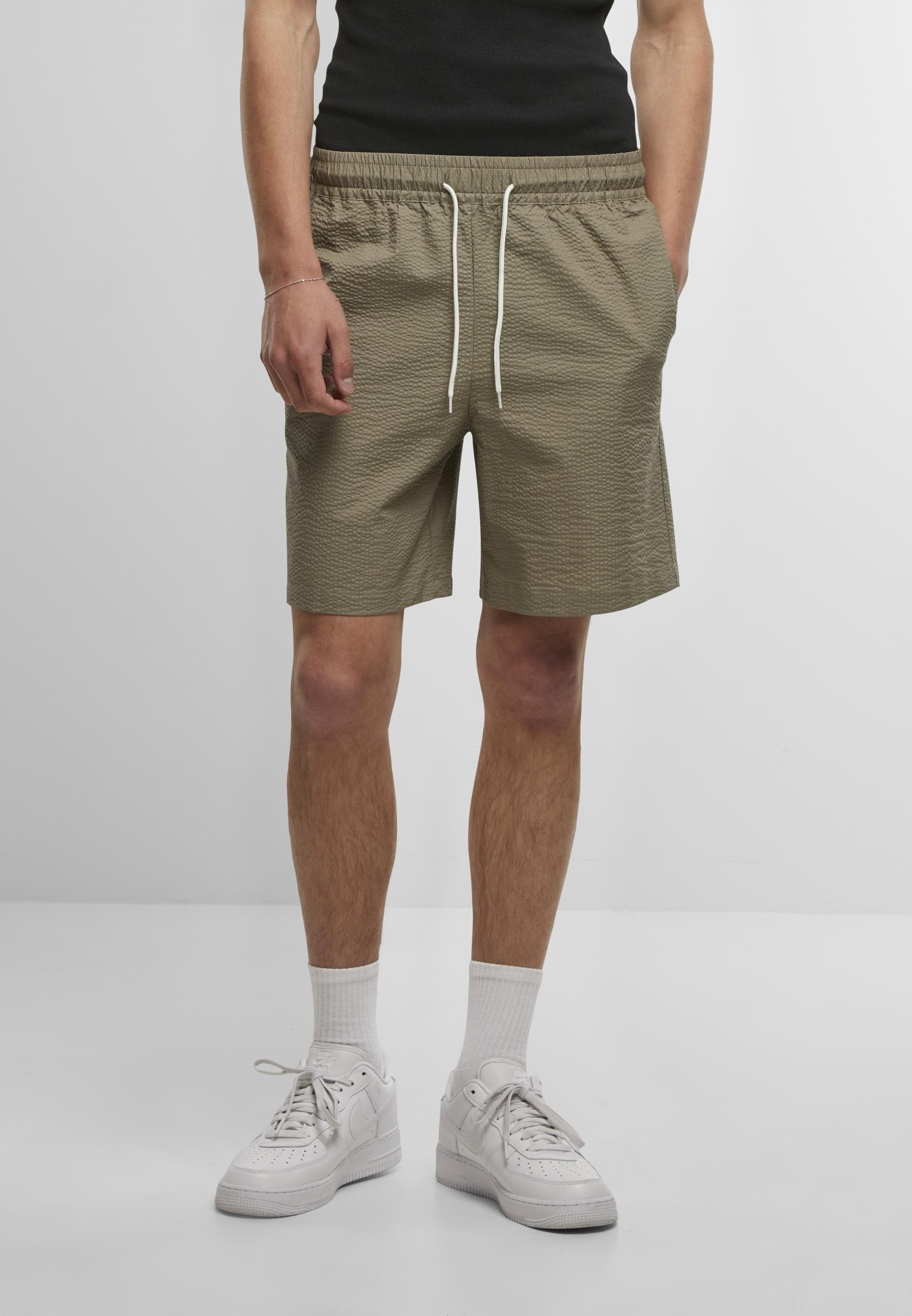 URBAN CLASSICS Shorts »Urban Classics Herren Basic Seersucker Shorts«, (1 tlg.)