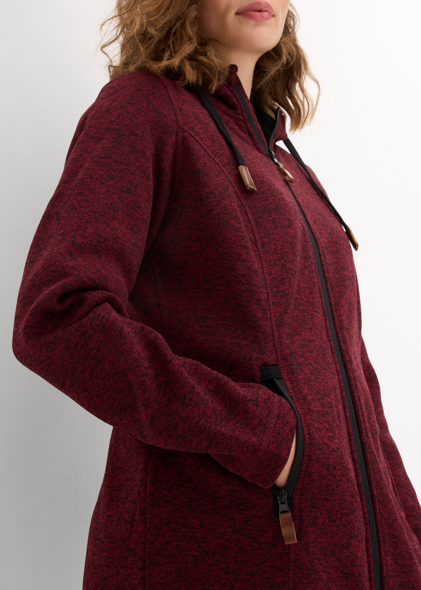 bonprix Strickfleecejacke 1 Stk. tlg. mit Kapuze bequeme Passform, mit Kapuze, mit verschließbaren Taschen