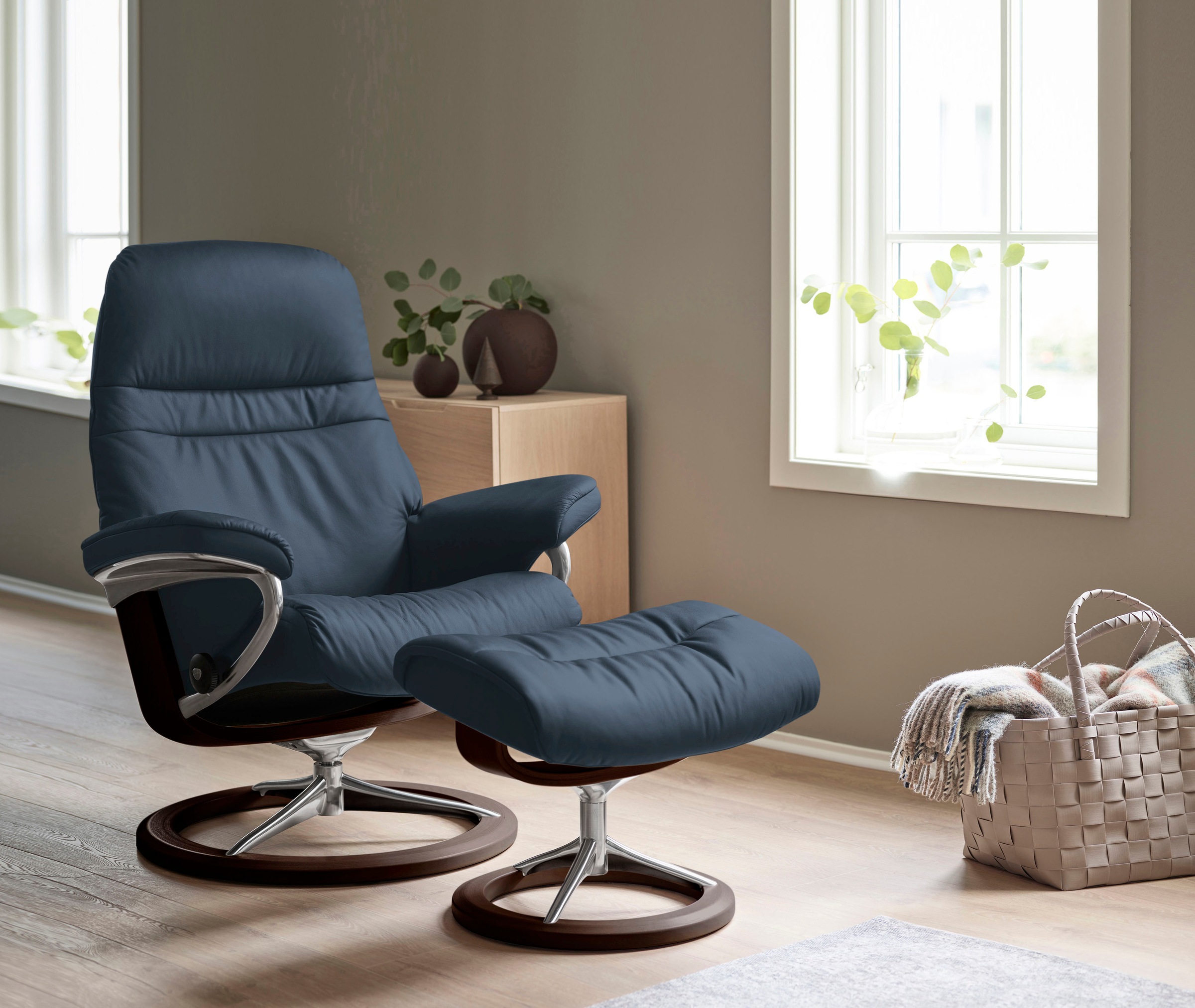 Stressless "Sunrise" Relaxsessel mit Hocker, mit Signature Base, Größe M, G günstig online kaufen