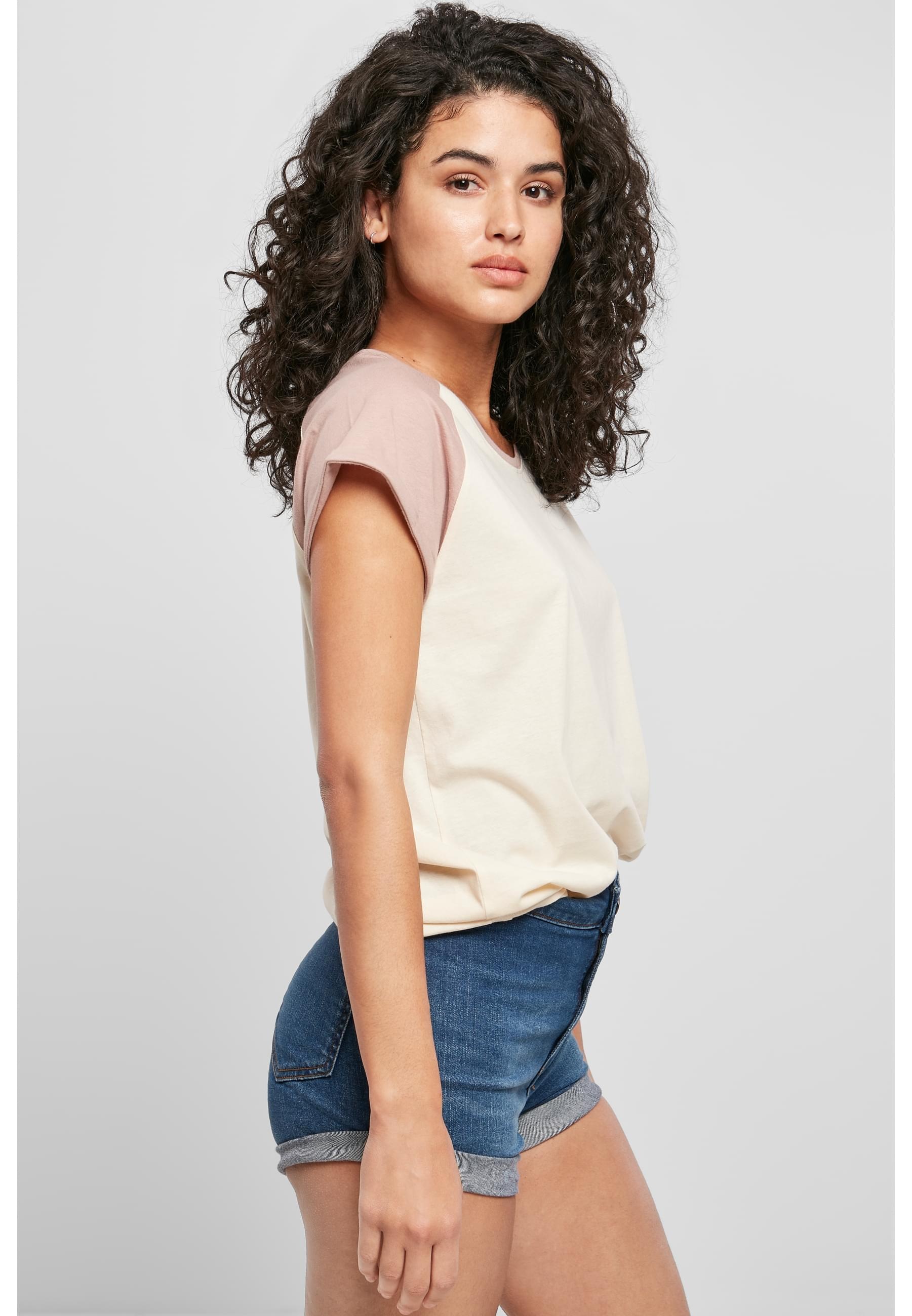 URBAN CLASSICS Kurzarmshirt »Urban Classics Damen Ladies Contrast Raglan Tee«, (1 tlg.)