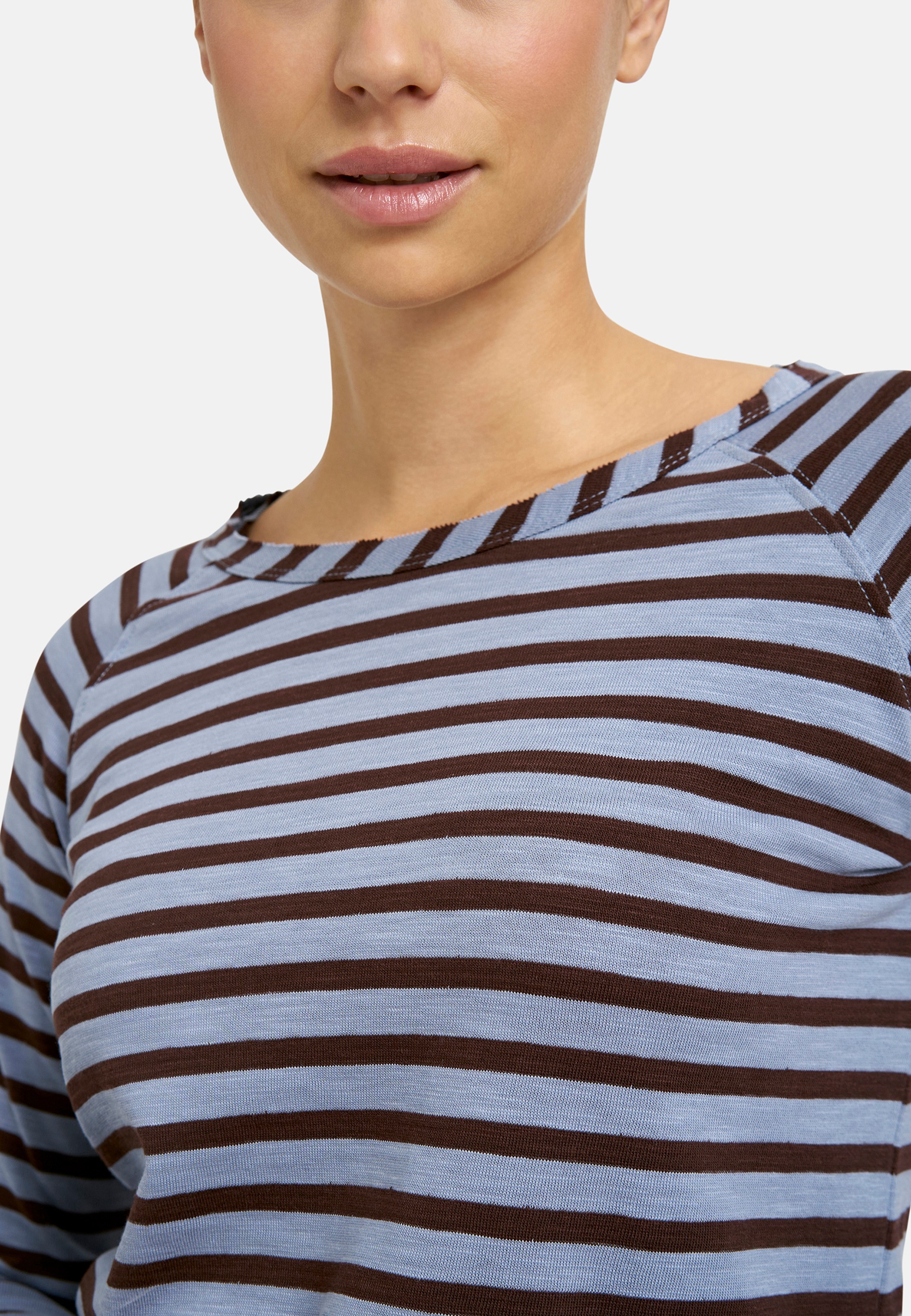 Smith & Soul Rundhalsshirt mit offenen Kanten