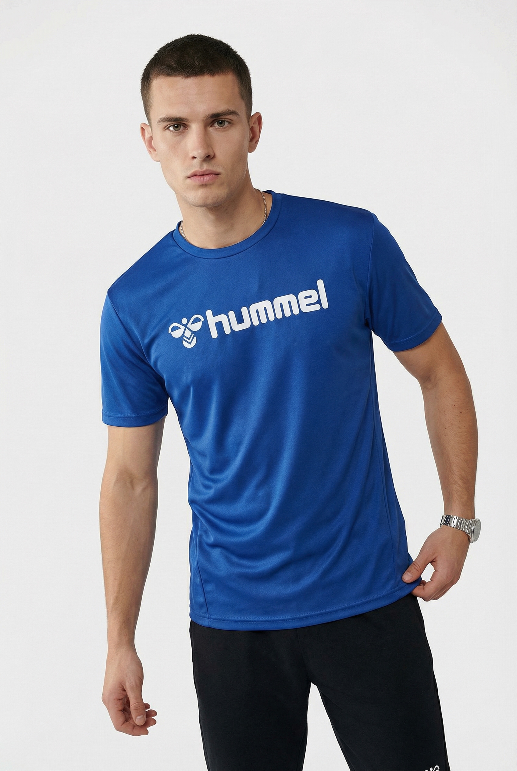 hummel Trainingsshirt "hmlLOGO JERSEY S/S" mit Rundhalsausschnitt, Kurzarm-Design, schnell trocknend
