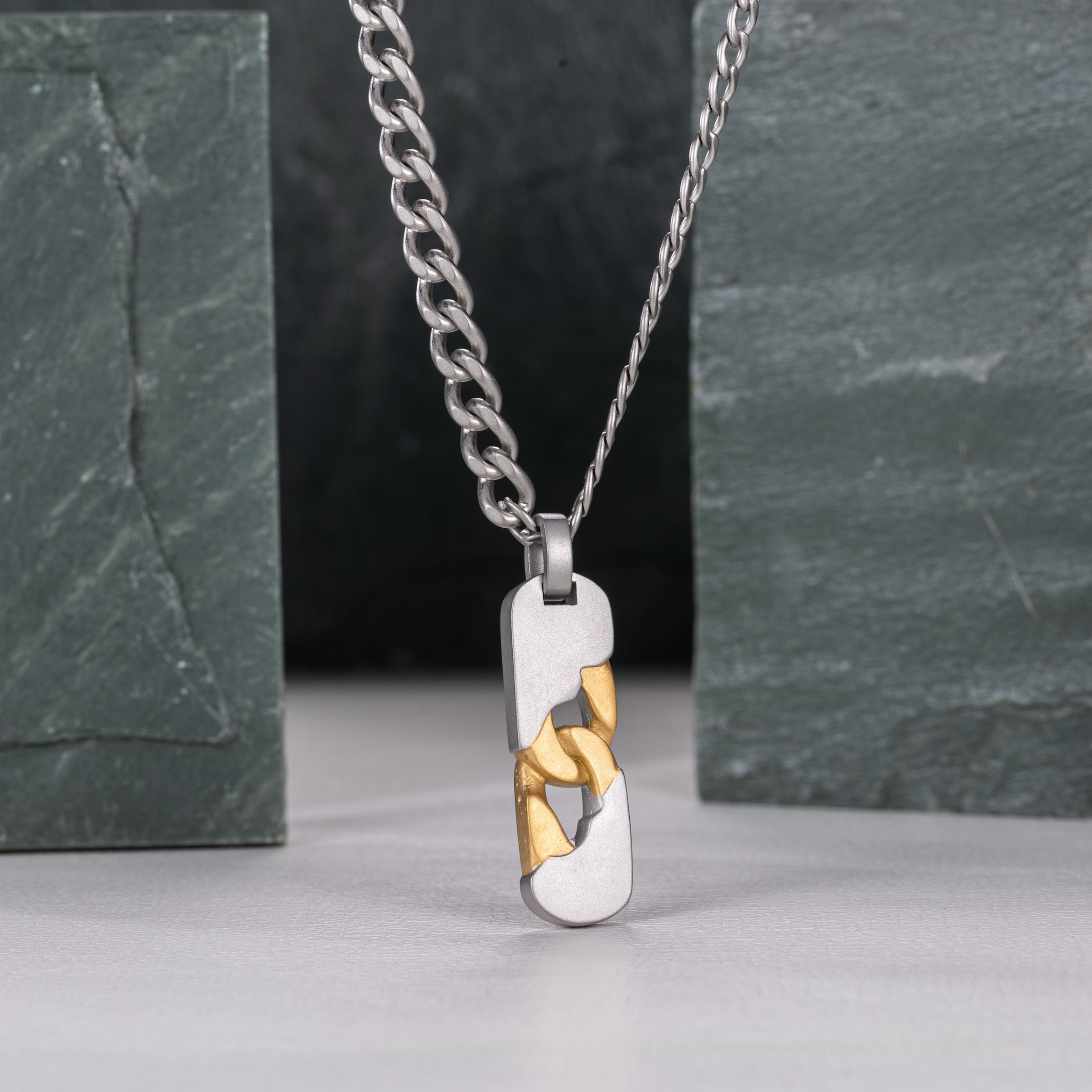 Firetti Kette mit Anhänger »Schmuck Geschenk Edelstahl Halsschmuck Halskette Panzerkette Vintage«