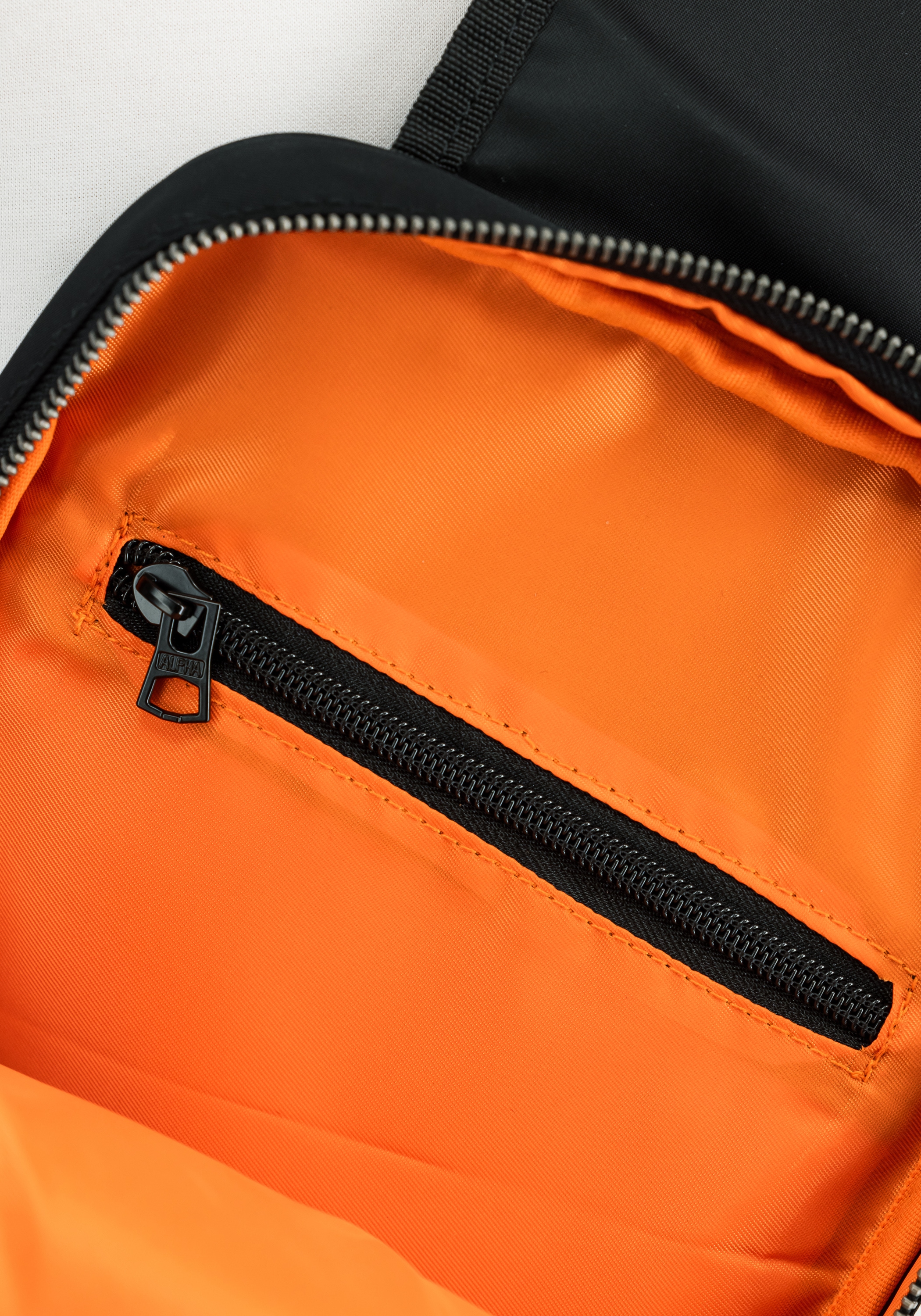 Alpha Industries Tragetasche »Label Sling Bag«