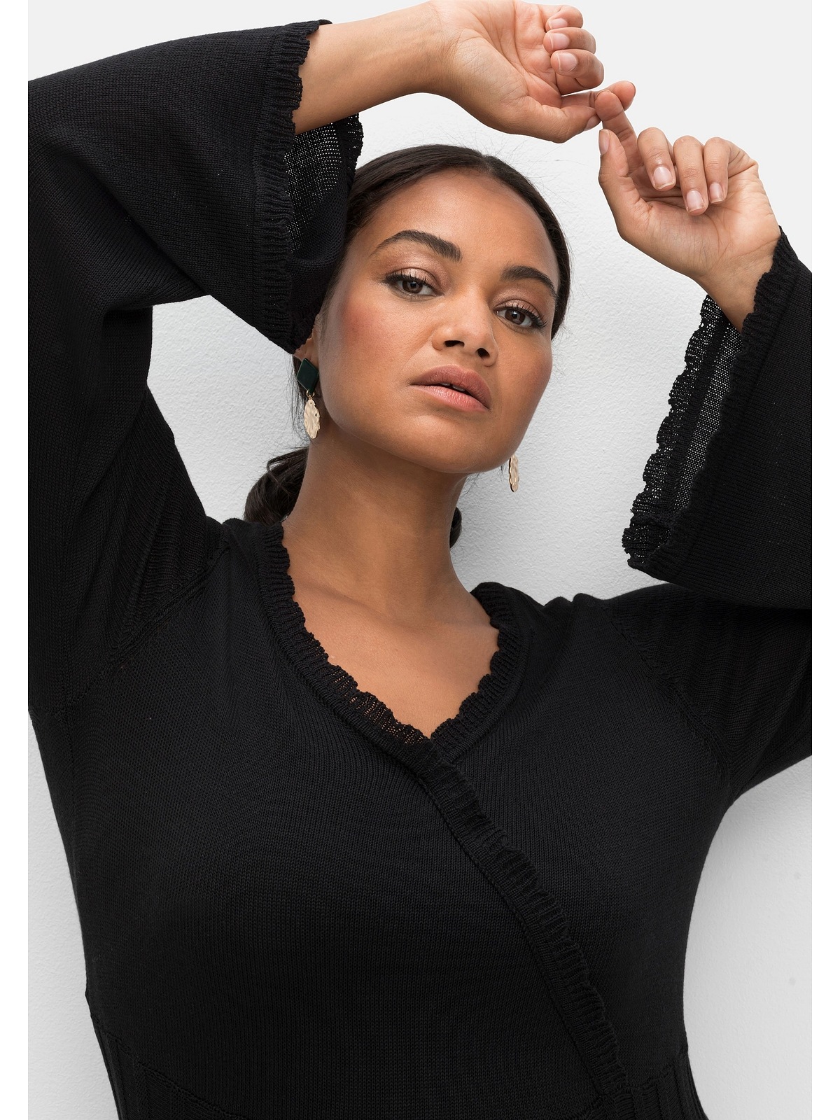 Sheego Strickkleid »Große Größen«, in Wickeloptik, mit Jersey-Unterkleid