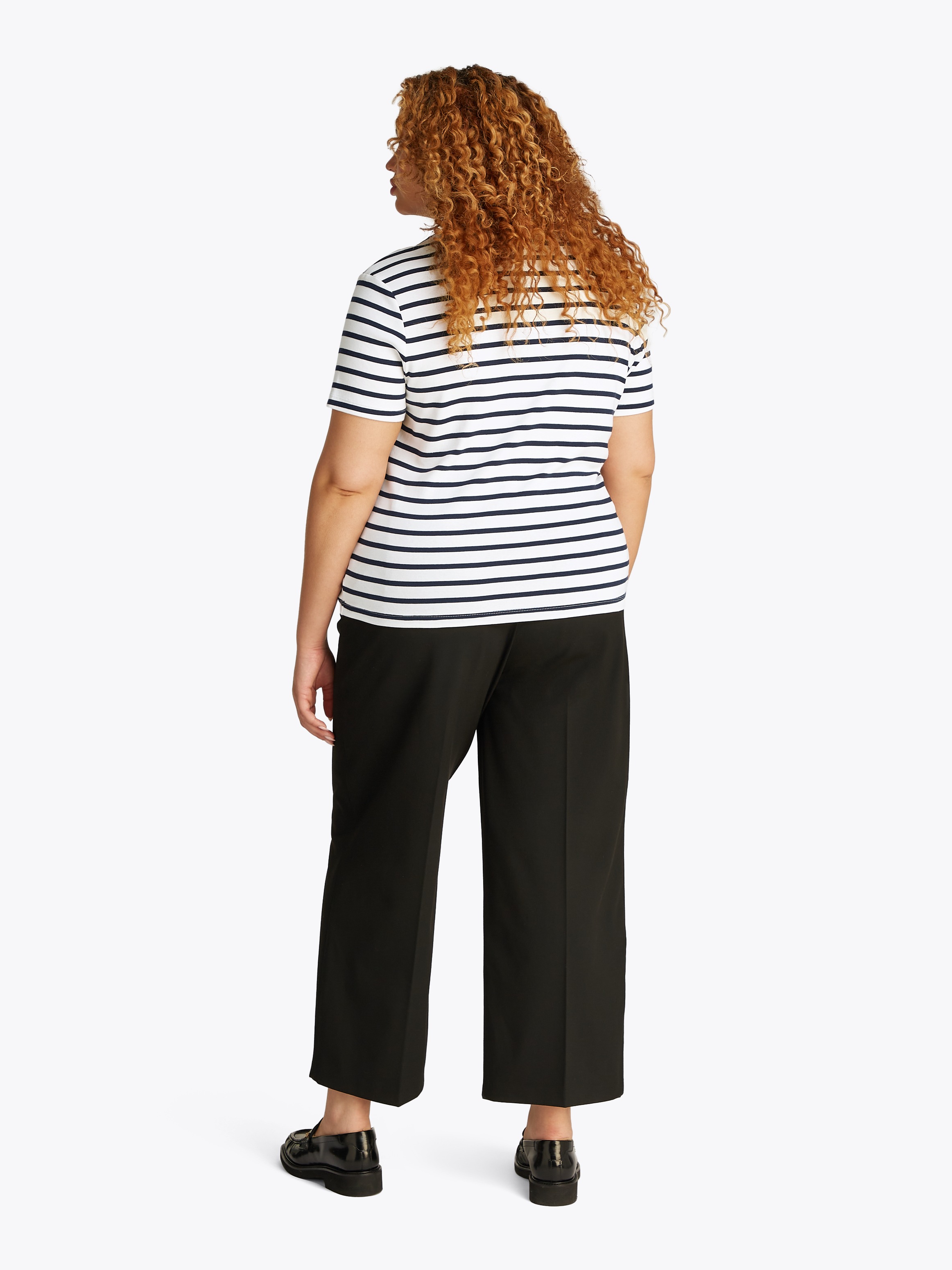 Tommy Hilfiger Curve V-Shirt »CRV SLIM CODY V-NK SS«, in Großen Größen