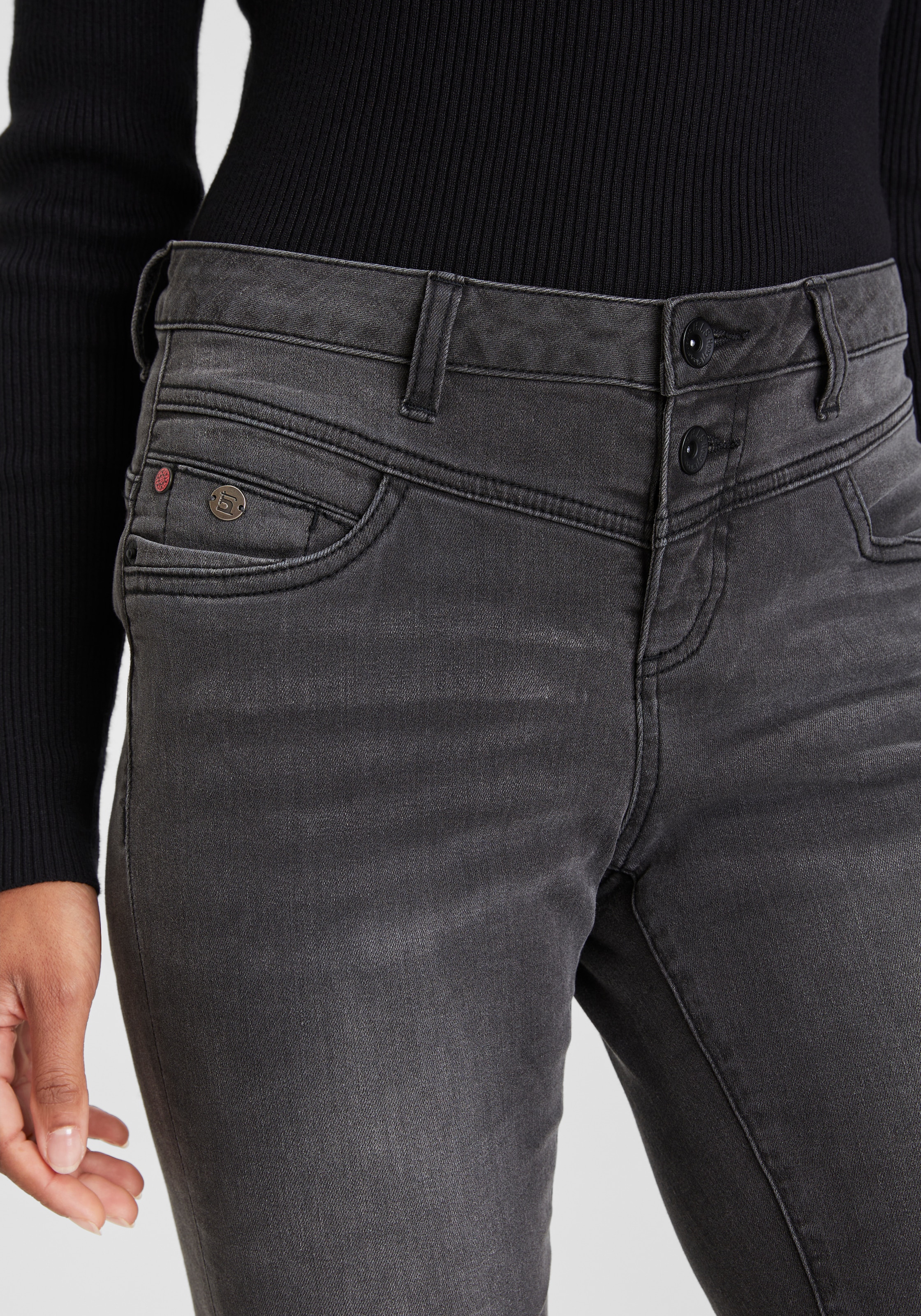 H.I.S 5-Pocket-Jeans »djunaHS«, ökologische, wassersparende Produktion  durch Ozon Wash online bestellen | BAUR