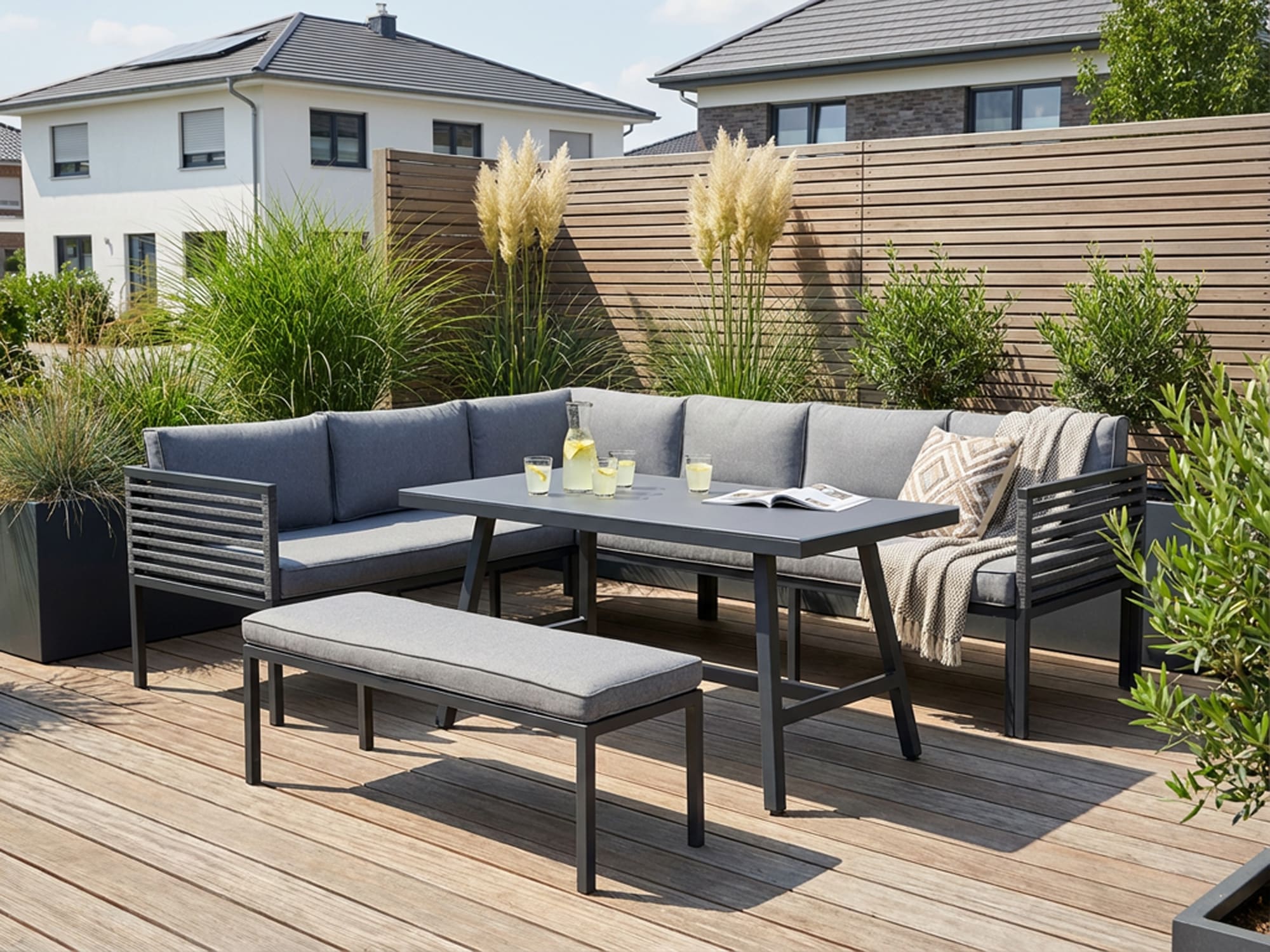 KONIFERA Gartenlounge-Set »Ecklounge »Edessa«« Set, 2x 3er Sofa, Tisch 70x140x69 cm, 1 Sitzbank, inkl. Auflagen, 14 Stk. tlg. Armlehne mit Seilgeflecht und Nonwood-Latten