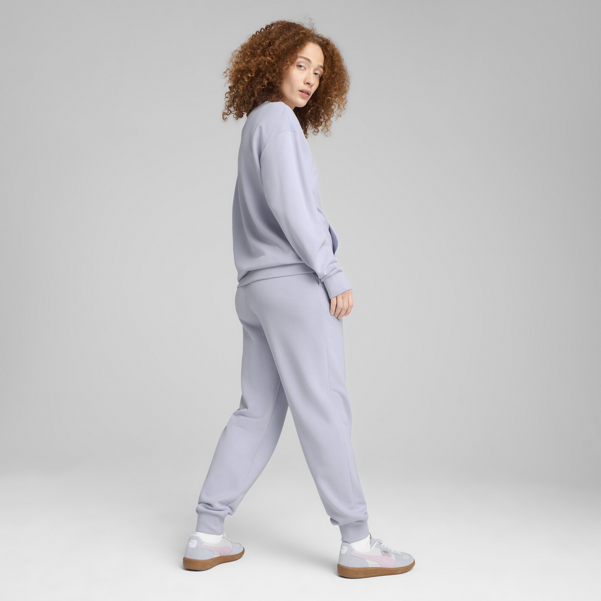 PUMA Jogginganzug »Relaxed Trainingsanzug Damen«