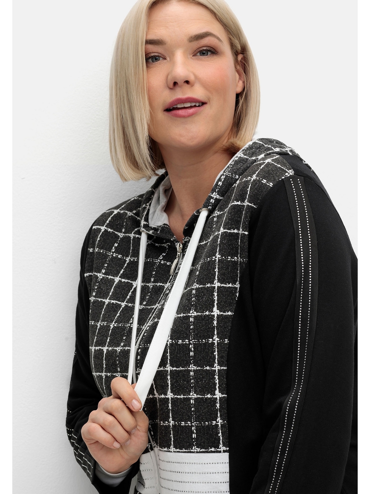 Sheego Kapuzensweatjacke »Große Größen«, im Mustermix