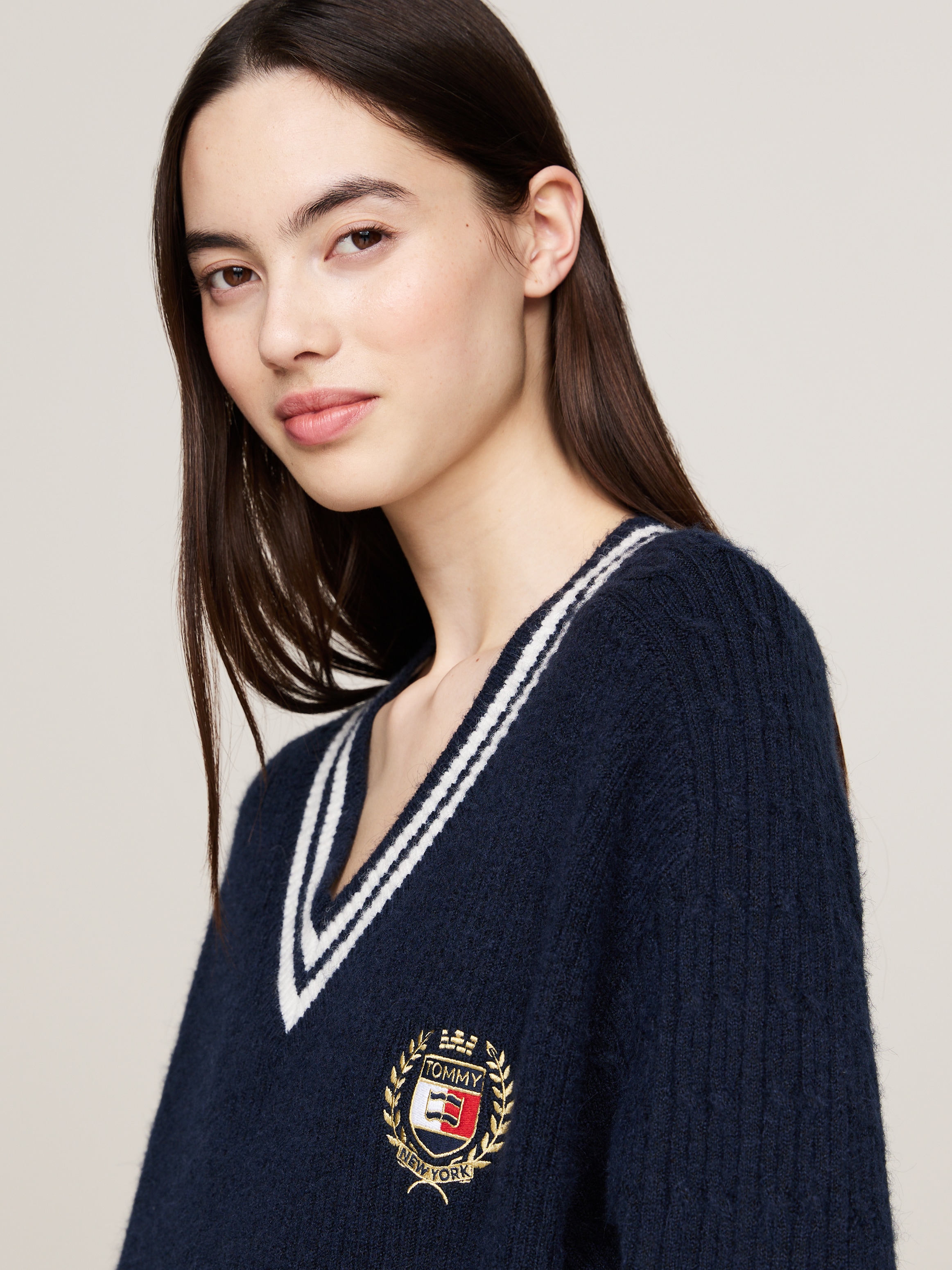 Tommy Jeans Strickkleid "TJW CREST SWEATER DRESS", mit Streifendetails, Bad günstig online kaufen