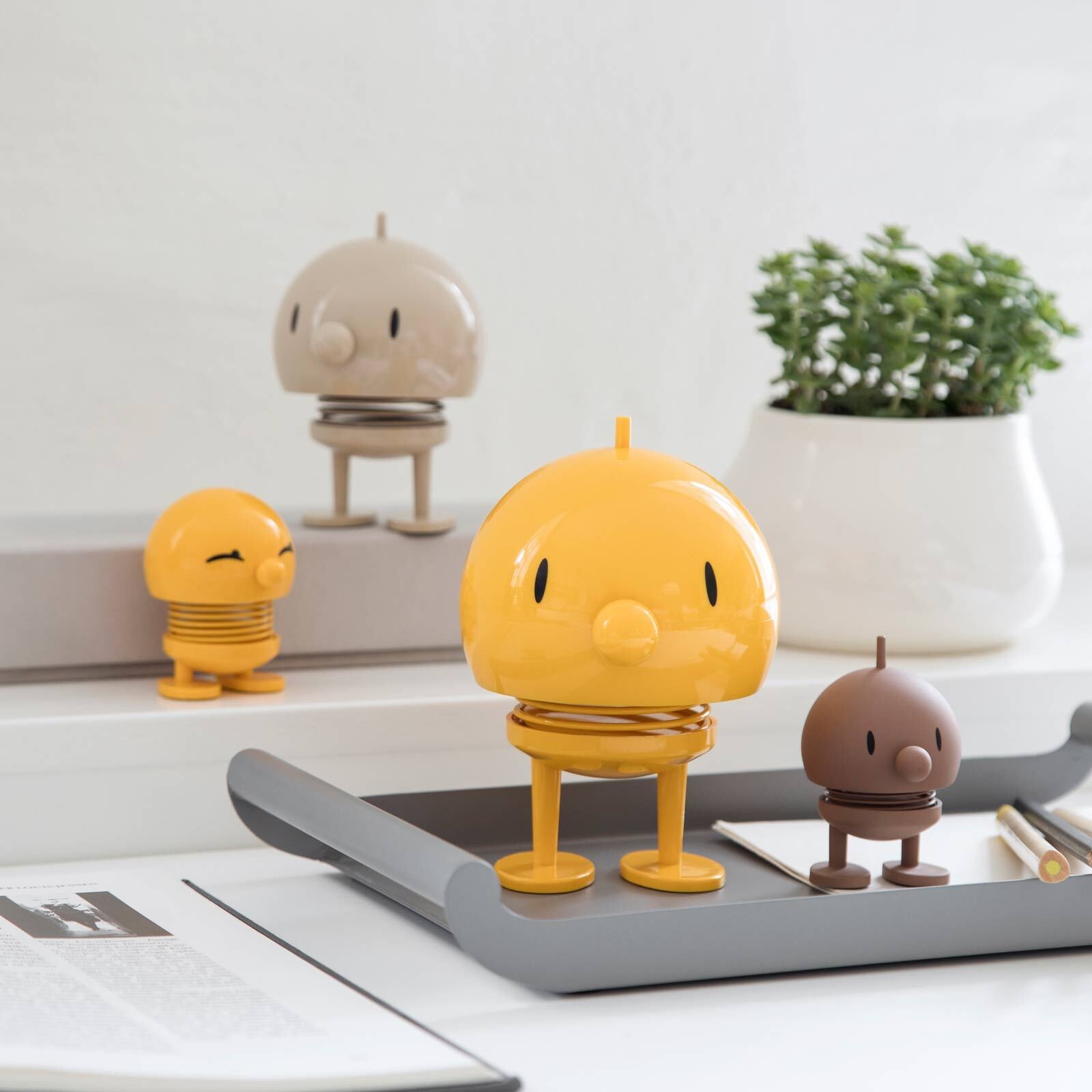 HOPTIMIST Dekofigur "Dekofigur Bumble L 15 cm gelb" günstig online kaufen