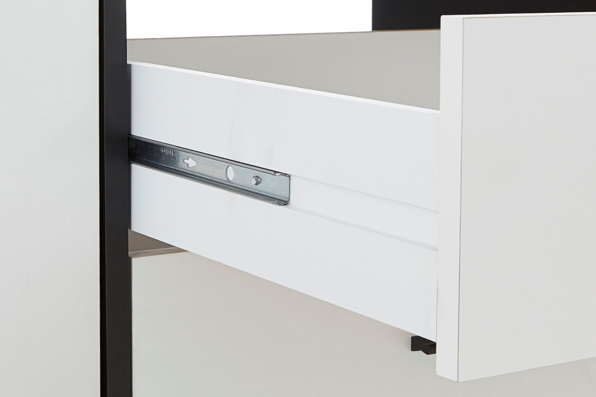 FORTE Kleiderschrank »Jupiter, Made in Europe, mit Schubladen«, (Maße (T/H): 60/200 cm), Stauraum, 2 Breiten, 4 Farben, Schubladen, variable Einlegeböden