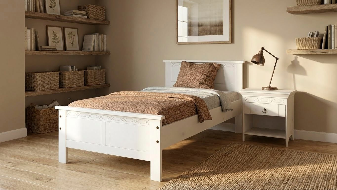 OTTO home Massivholzbett "Indra, Landhausstil, edles Design,zertifiziertes Massivholz" Breite/Belastbarkeit 180cm/220 KG, 140cm/180 KG, 90cm/120 KG, mit Kopfteil, mit dekorativen Fräsungen, aus Kiefer