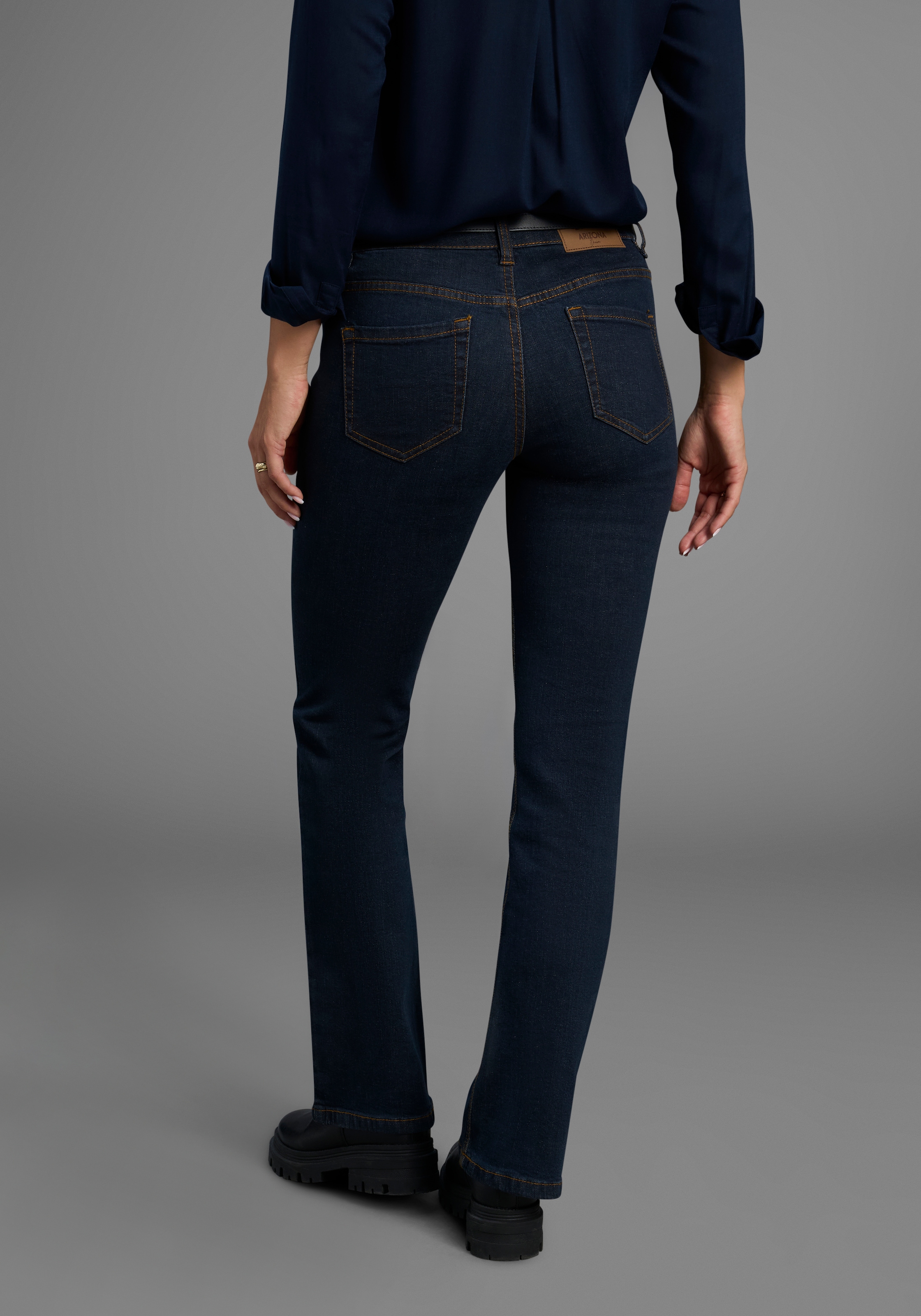 Arizona Bootcut-Jeans »Bund mit seitlichem Gummizugeinsatz«, hohe Leibhöhe, Bootcut, mit Stretch, klassischer 5-Pocket-Style