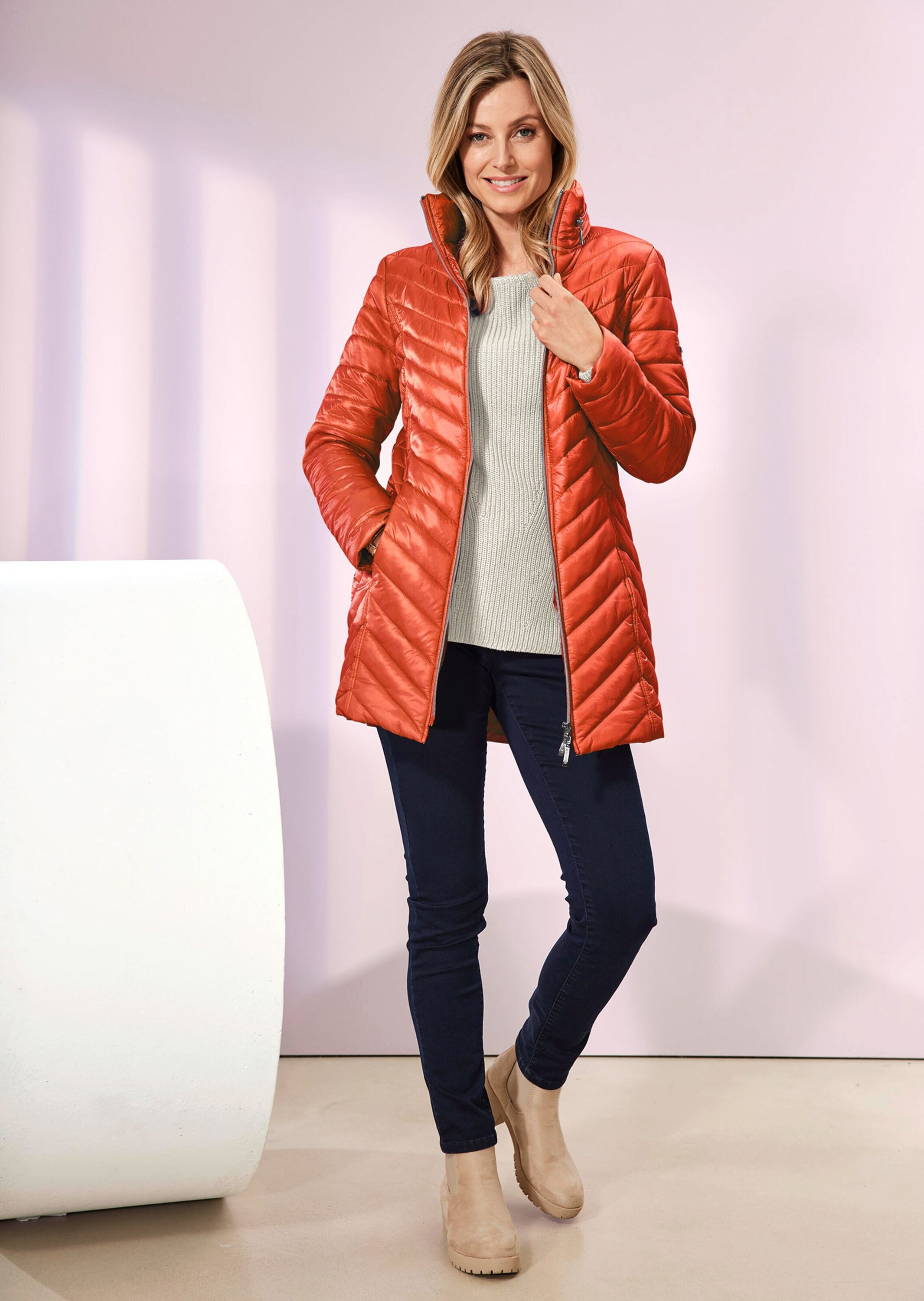 GOLDNER Kurzjacke »Kurzgröße Figurschmeichelnde, leichte Longsteppjacke«