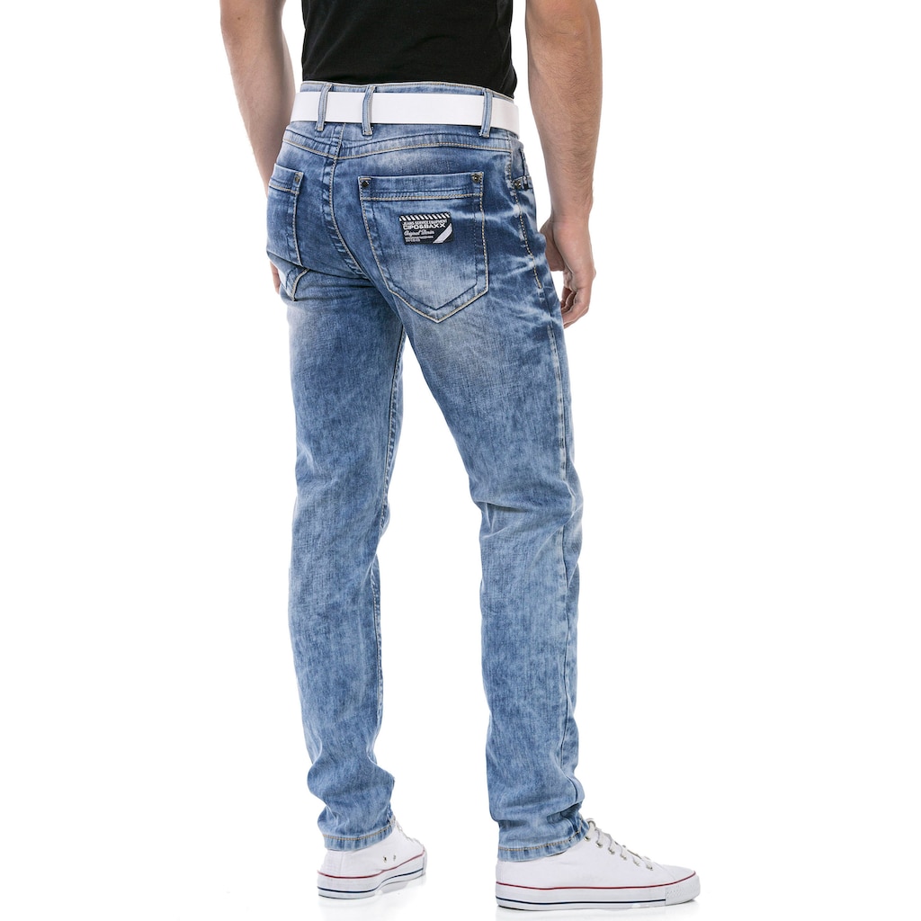 Cipo & Baxx Regular-fit-Jeans, mit markanter Waschung