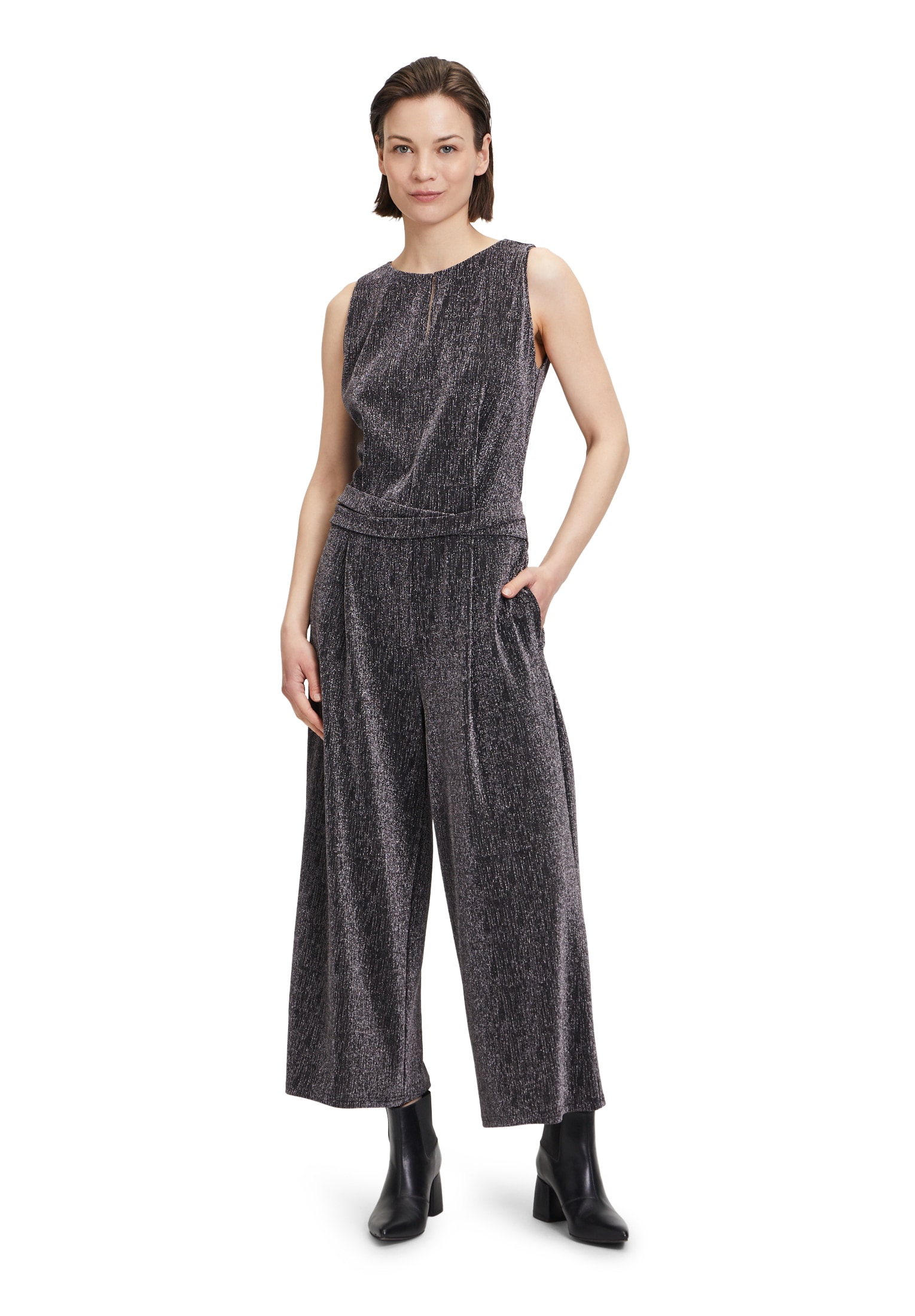 Betty&Co Overall "Betty & Co Damen Jumpsuit ohne Arm", (1 tlg.), Falten günstig online kaufen