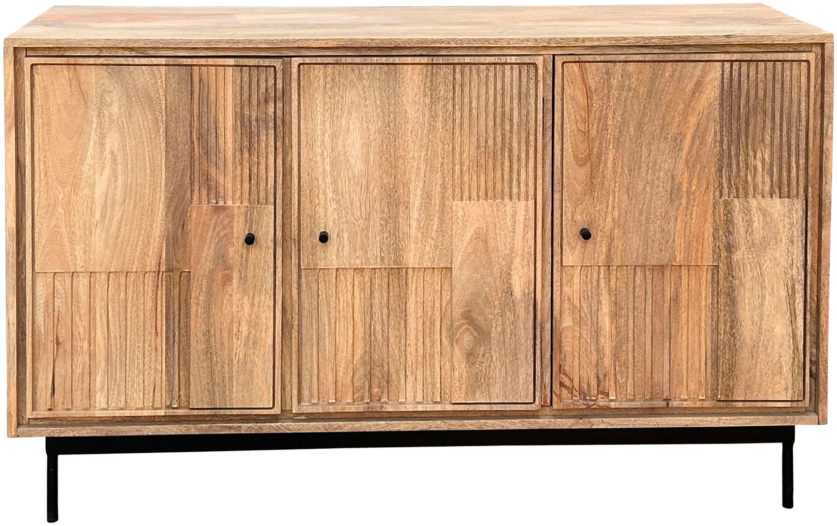SIT Sideboard »Kommode – Massives Holz mit Lamellen‑Front & kunstvollen Schnitzereien« 1 Stk. tlg. Massives Lamellen‑Sideboard mit kunstvollen Schnitzereien & Stauraum