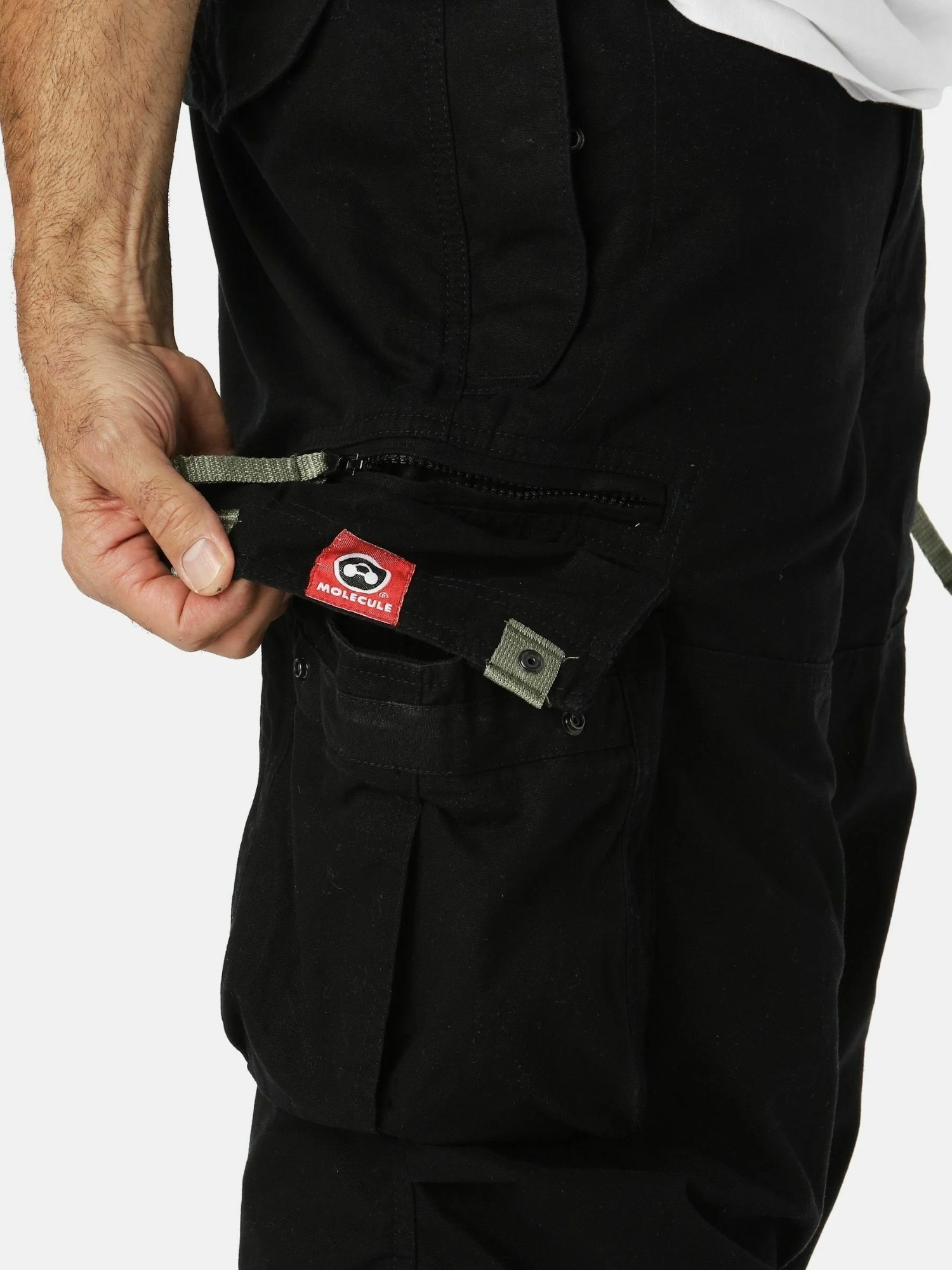 Molecule Shorts »Molecule Cargo Shorts 3/4 BAGGY«